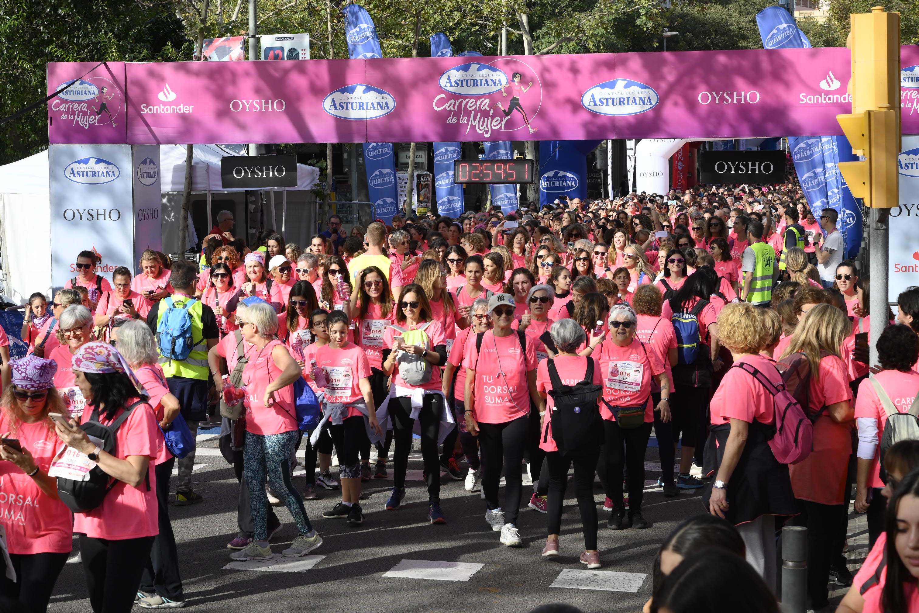 Las mejores fotos de la Carrera de la Mujer de Barcelona 2023. 8297