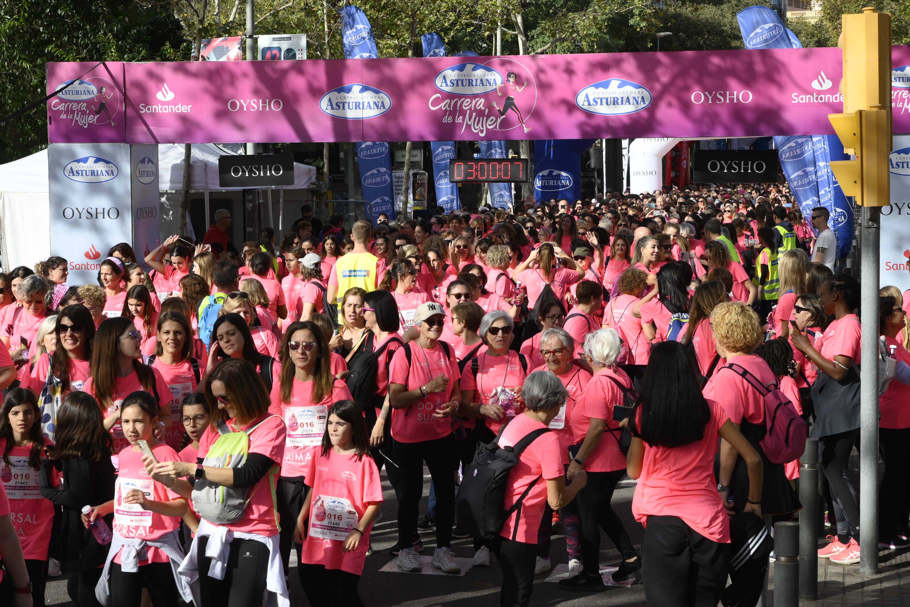 Las mejores fotos de la Carrera de la Mujer de Barcelona 2023. 8305