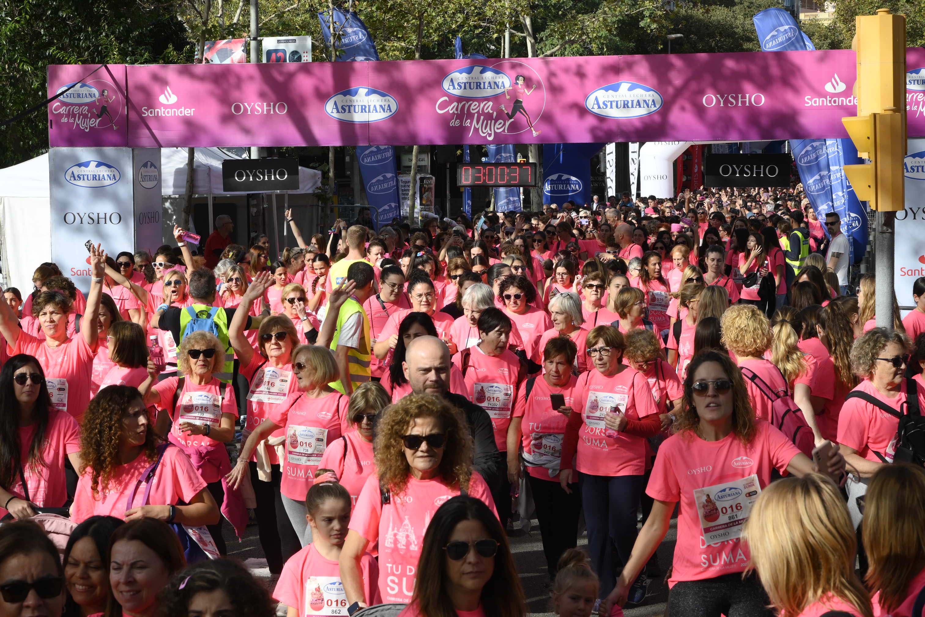 Las mejores fotos de la Carrera de la Mujer de Barcelona 2023. 8320