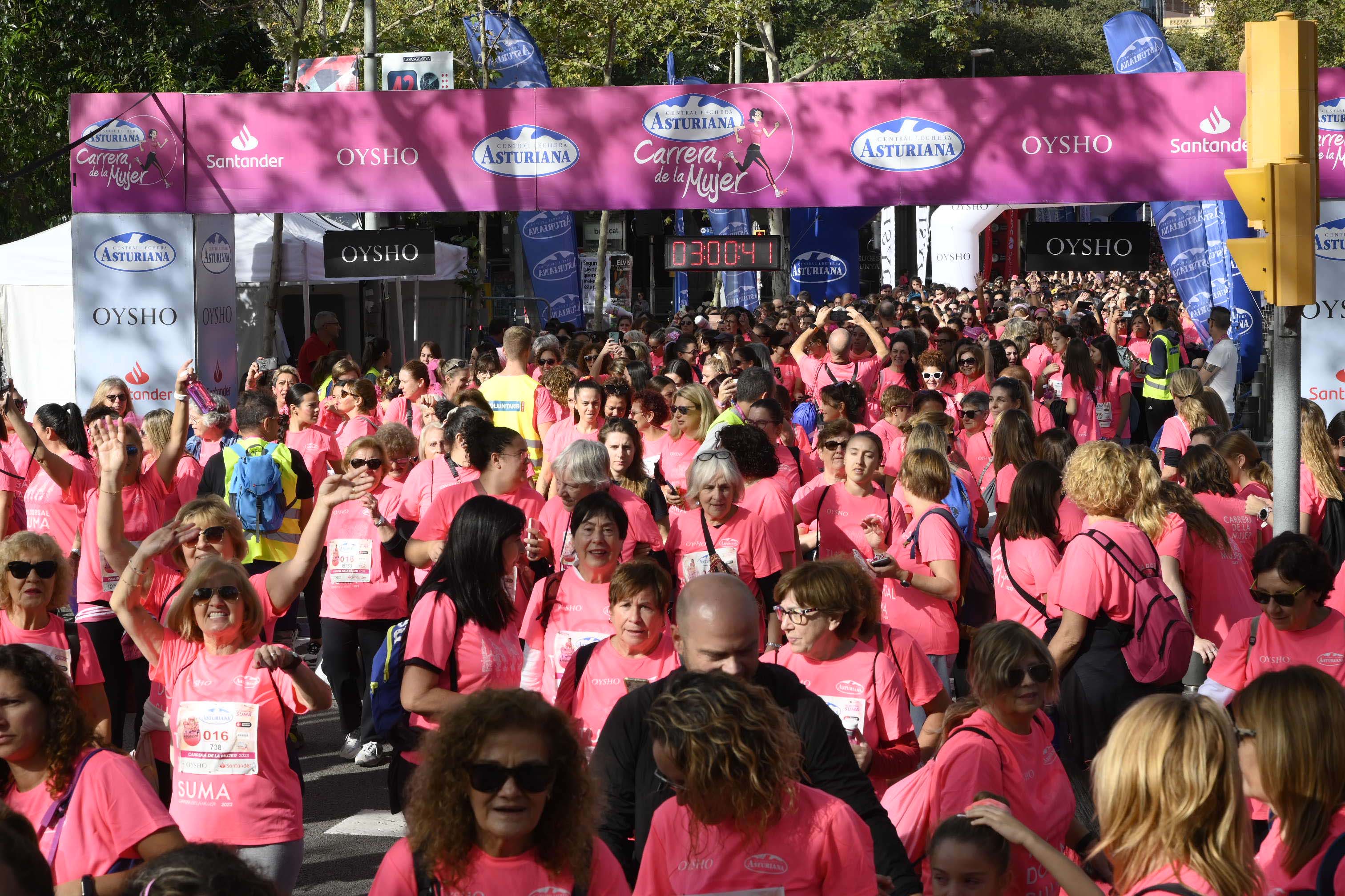 Las mejores fotos de la Carrera de la Mujer de Barcelona 2023. 8322