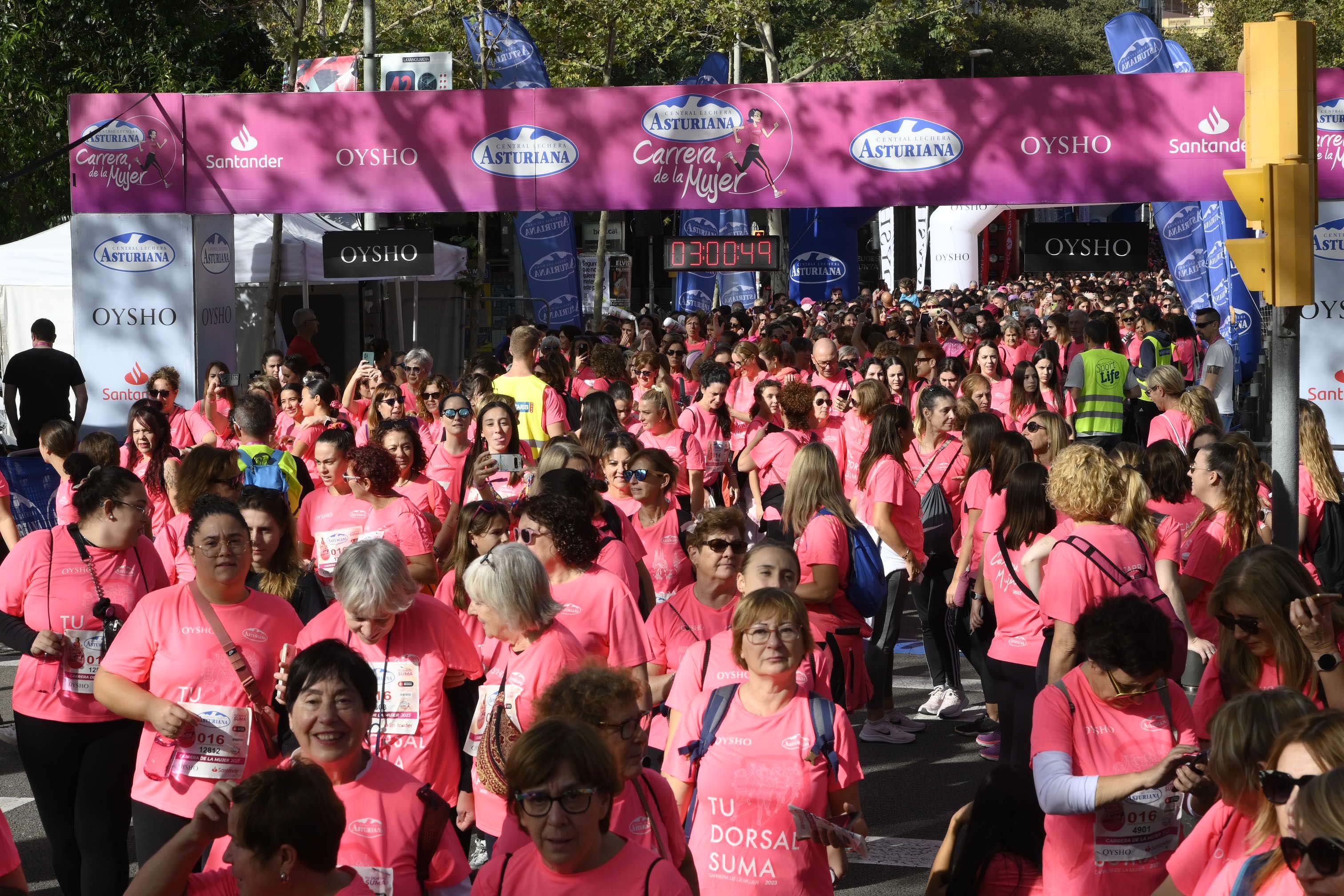 Las mejores fotos de la Carrera de la Mujer de Barcelona 2023. 8326