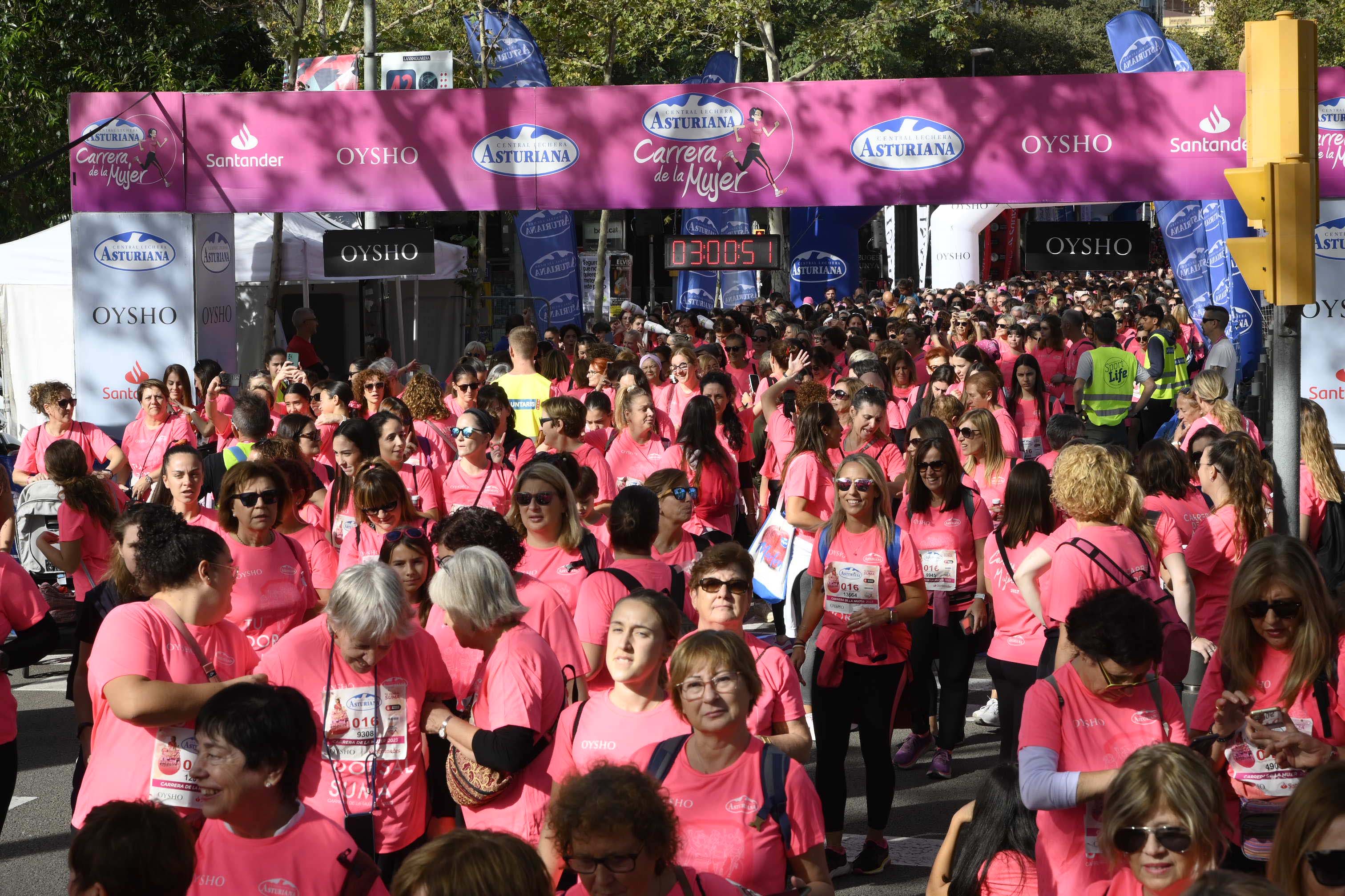 Las mejores fotos de la Carrera de la Mujer de Barcelona 2023. 8327