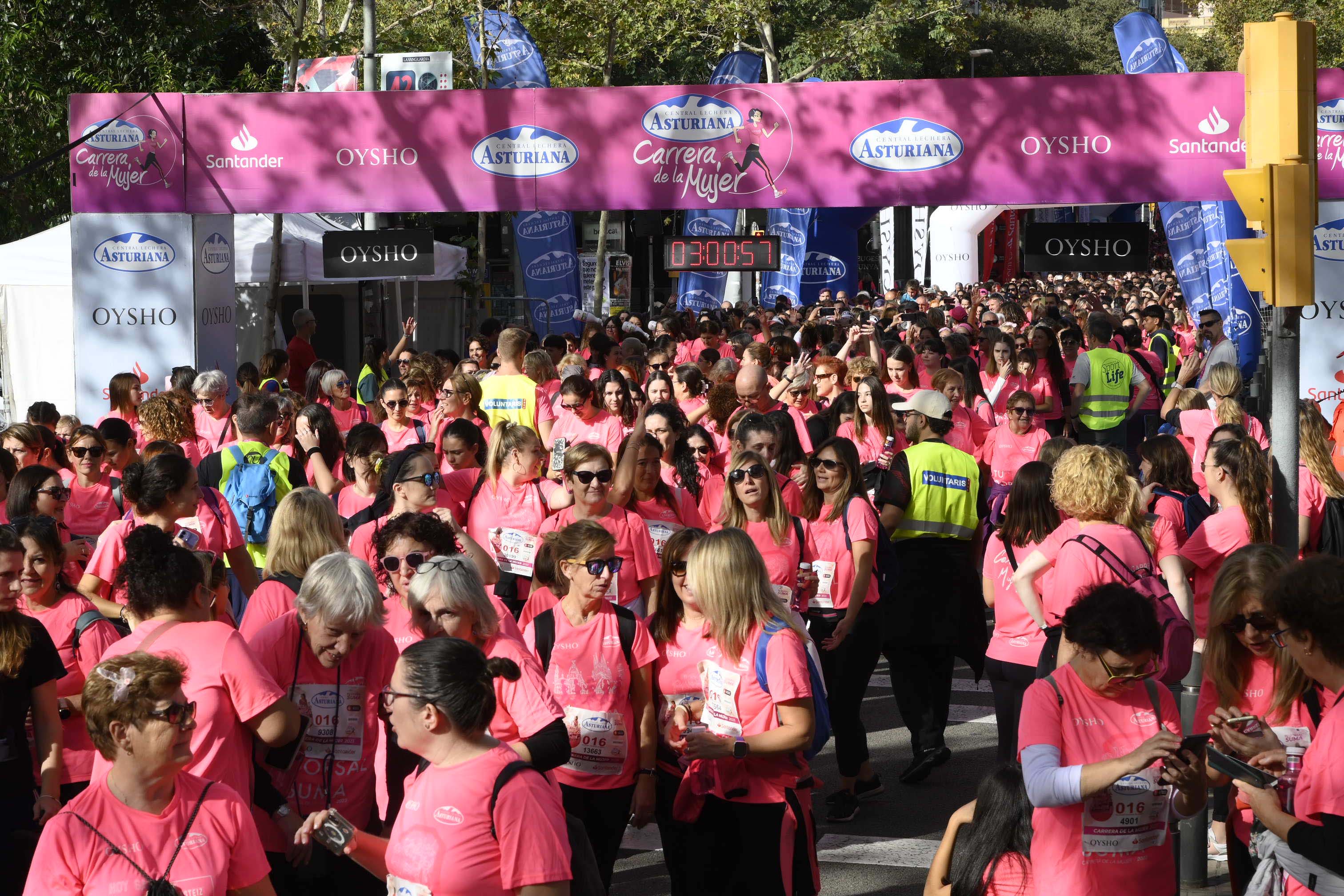 Las mejores fotos de la Carrera de la Mujer de Barcelona 2023. 8330