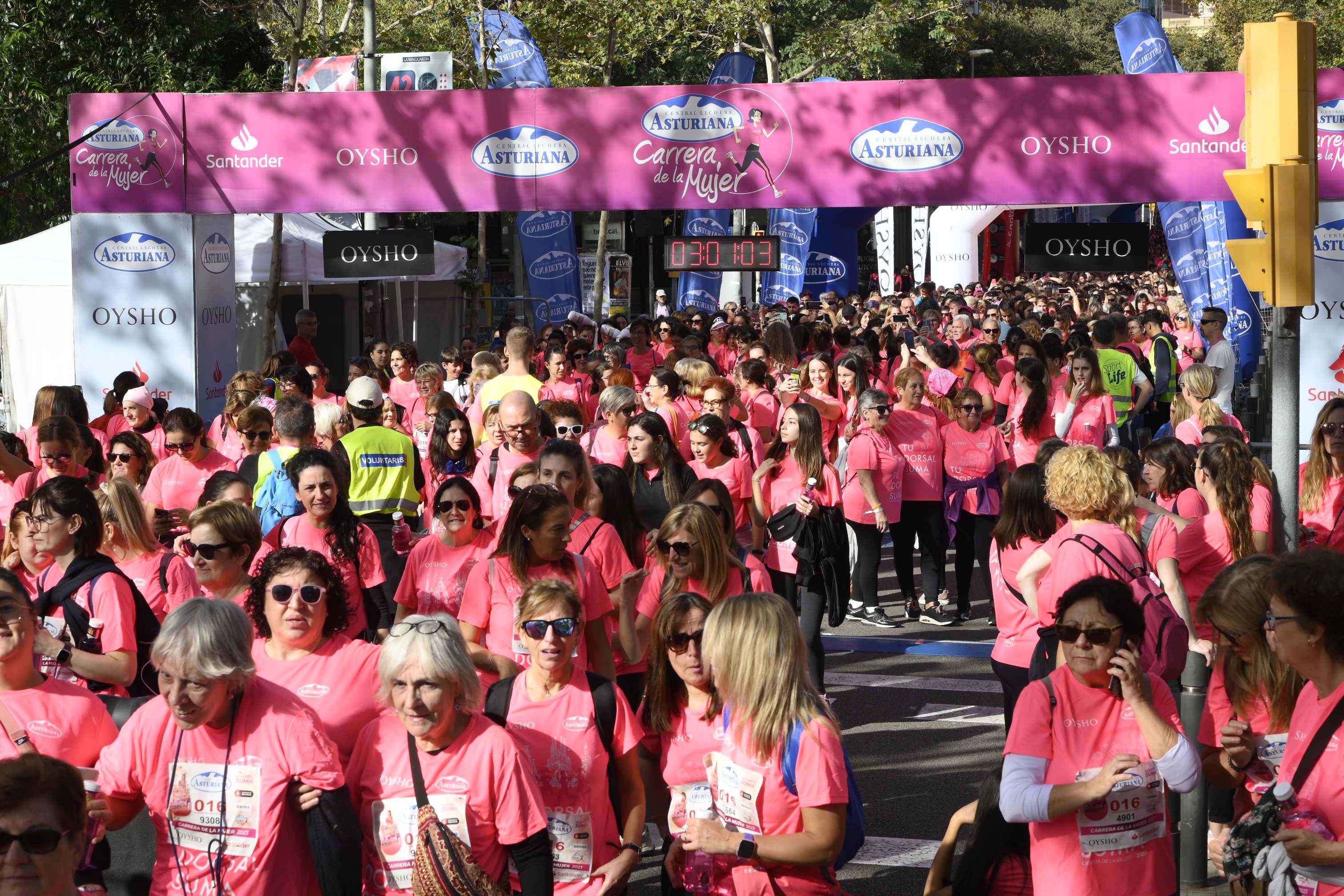 Las mejores fotos de la Carrera de la Mujer de Barcelona 2023. 8333