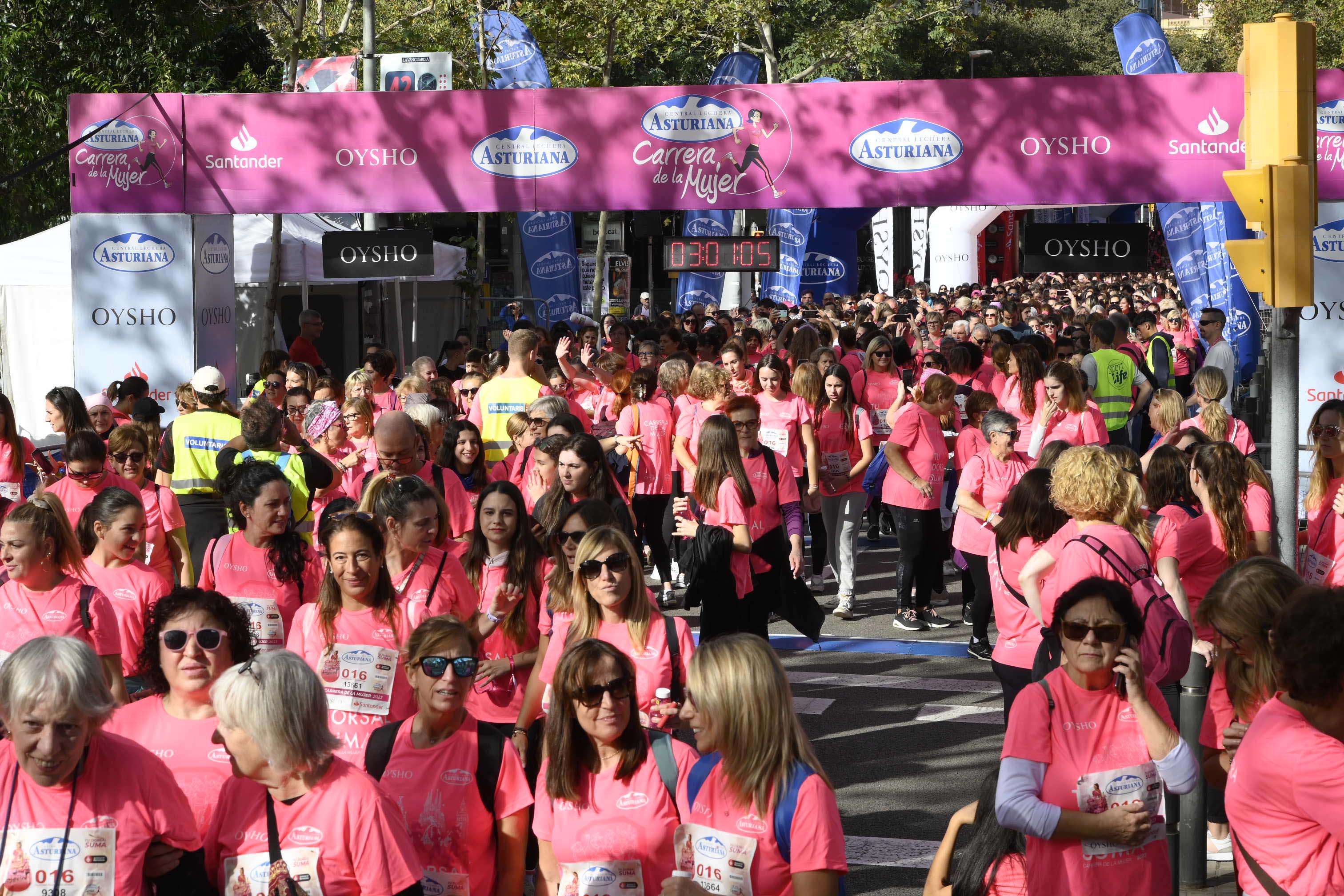 Las mejores fotos de la Carrera de la Mujer de Barcelona 2023. 8334