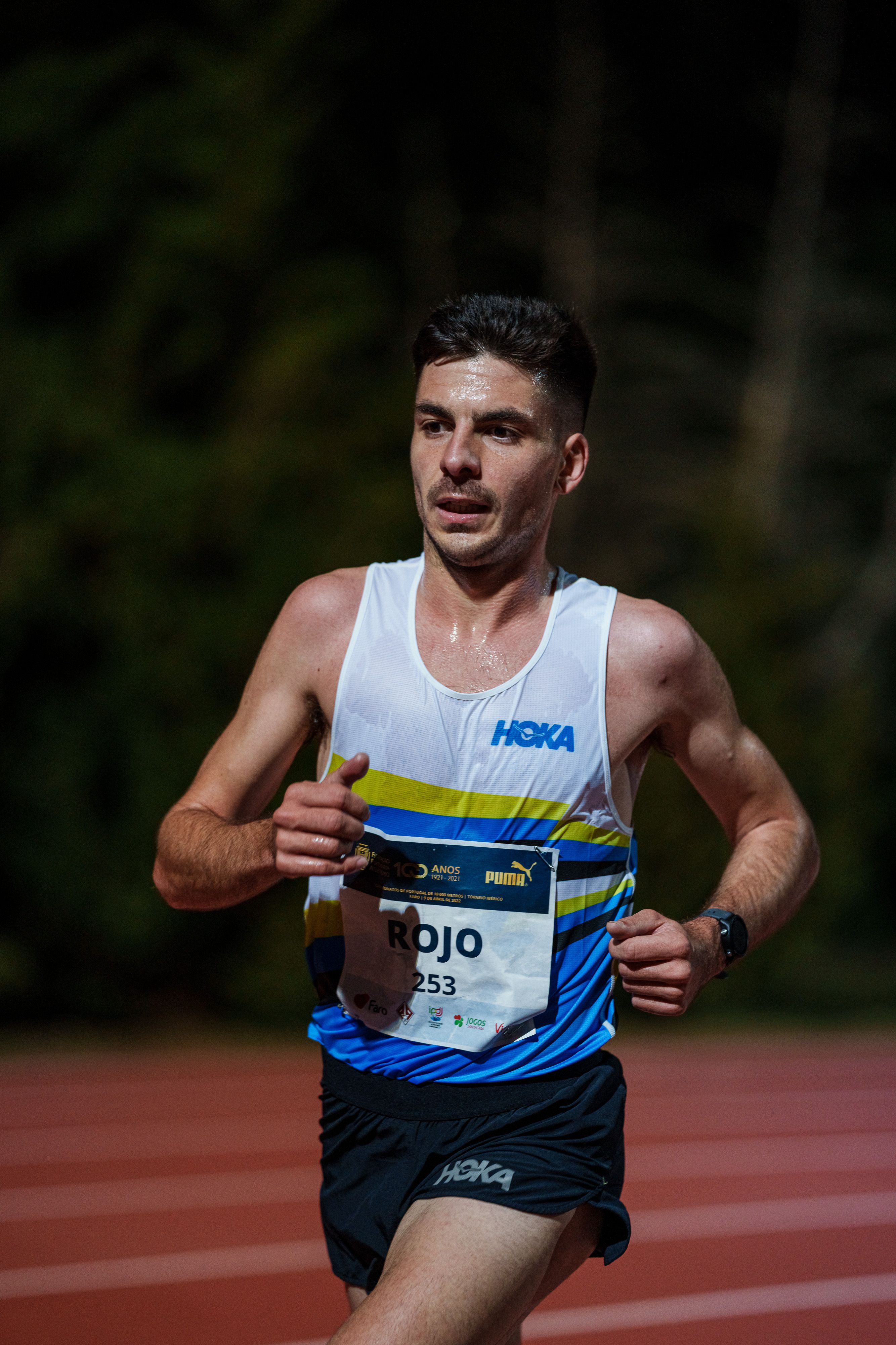 Yago Rojo, en 2022, compitiendo en el Campeonato de España de 10.000 m en el que ocupó la cuarta posición. SPORTMEDIA Yago Rojo, en 2022, compitiendo en el Campeonato de España de 10.000 m en el que ocupó la cuarta posición. SPORTMEDIA