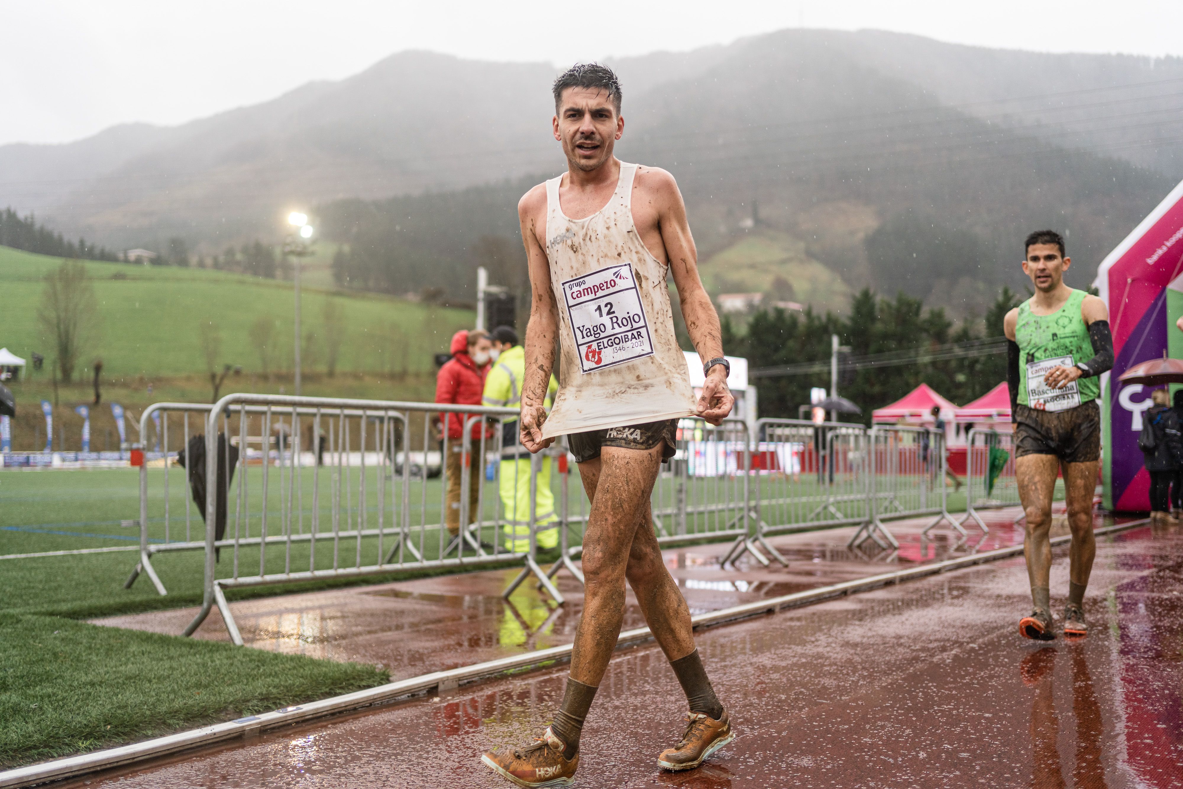 Yago Rojo tras sufrir en el Cross de Elgoibar 2022. SPORTMEDIA Yago Rojo tras sufrir en el Cross de Elgoibar 2022. SPORTMEDIA