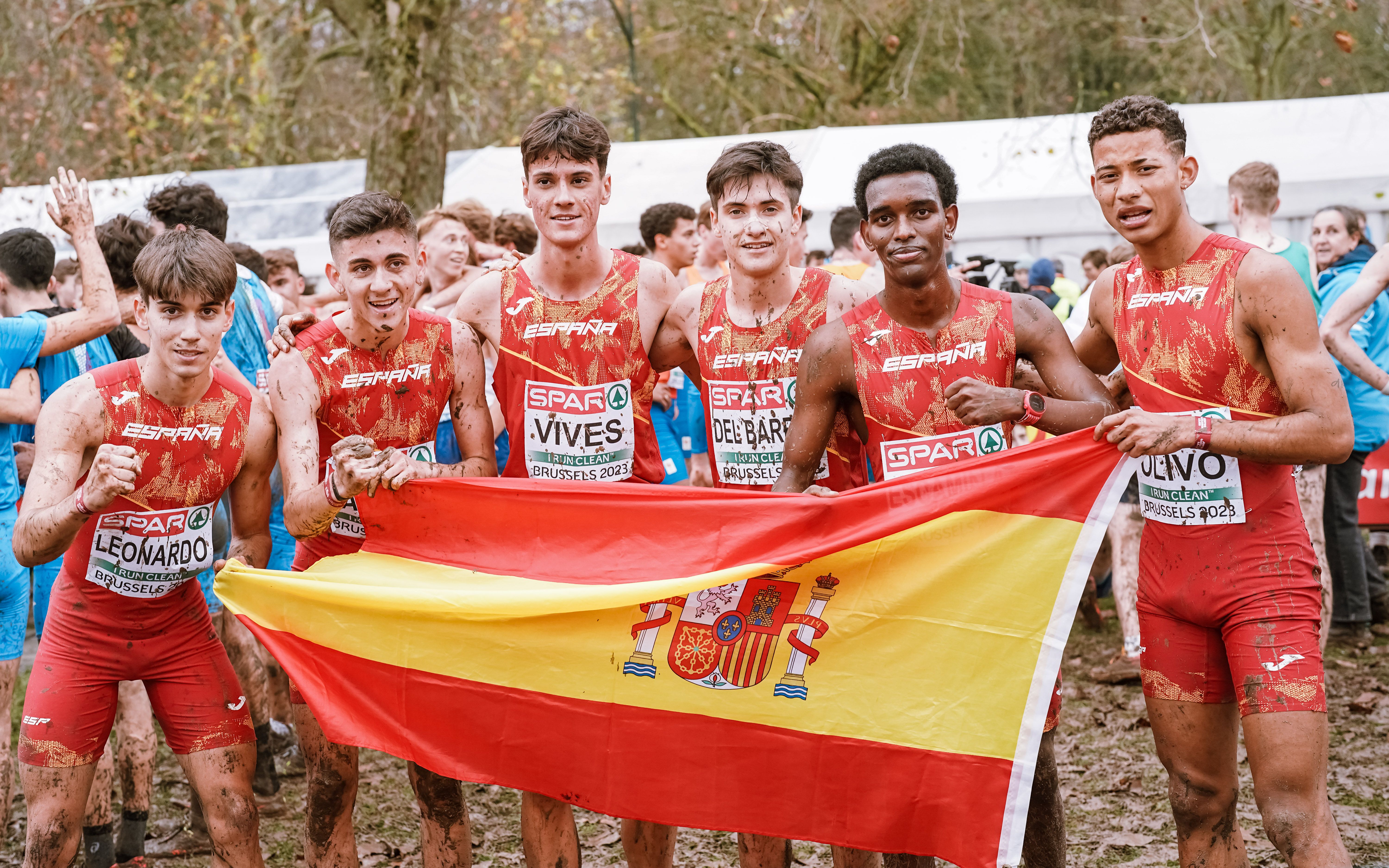 El equipo Sub 20 masculino se colgó la medalla de bronce por equipos, con Rubén Leonardo como mejor clasificado, octavo. SPORTMEDIA.