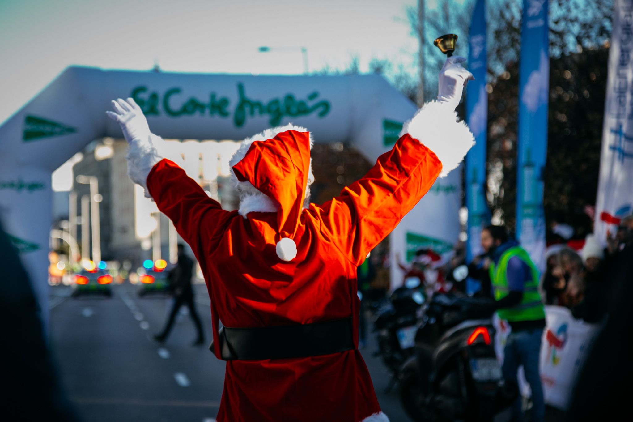 Las 50 mejores fotos de la Carrera de Papá Noel El Corte Inglés 2023. 8