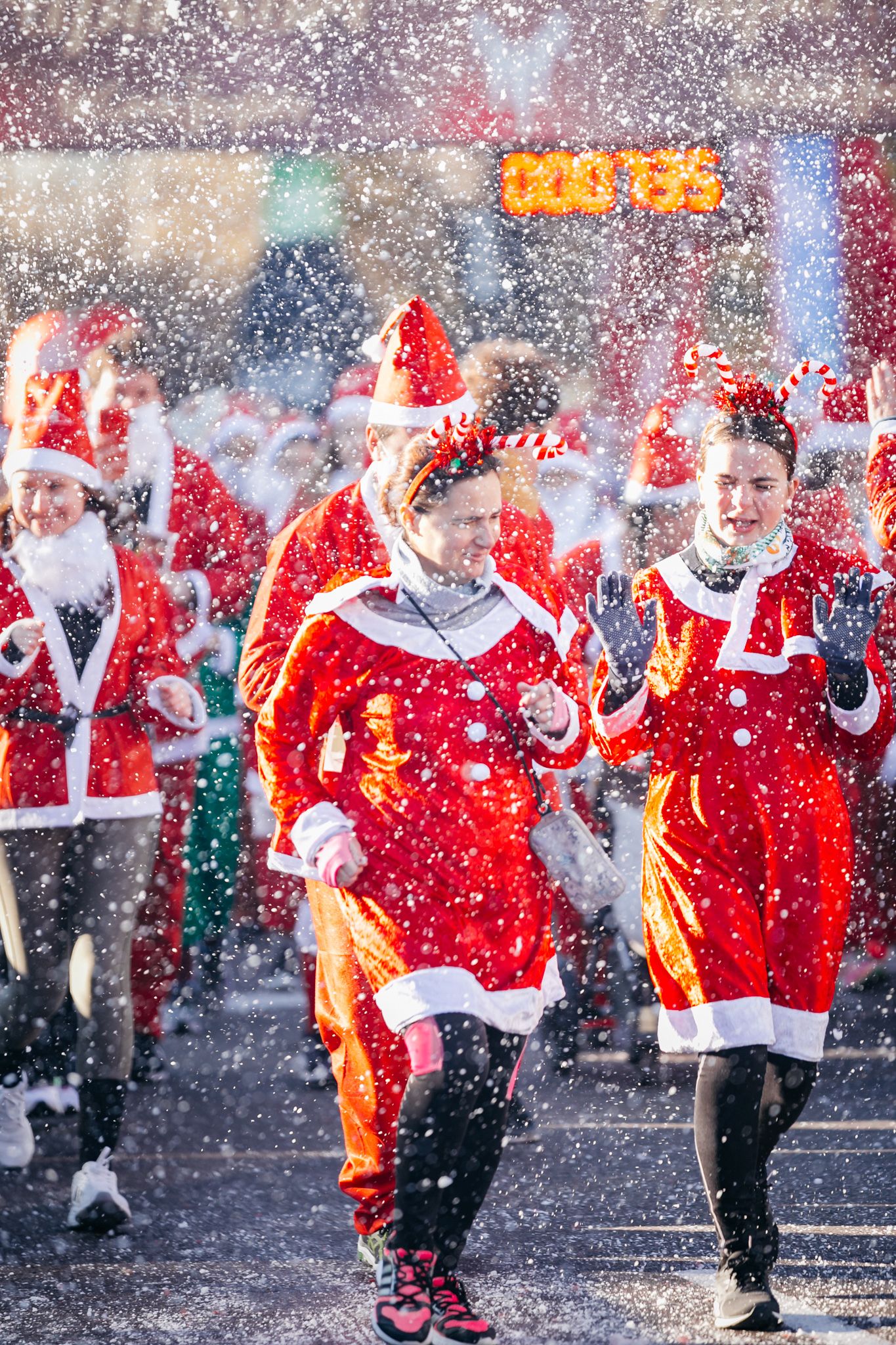 Las 50 mejores fotos de la Carrera de Papá Noel El Corte Inglés 2023. 24