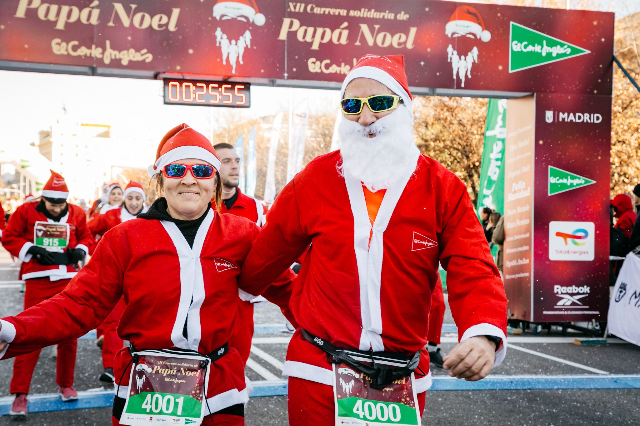 Las 50 mejores fotos de la Carrera de Papá Noel El Corte Inglés 2023. 35
