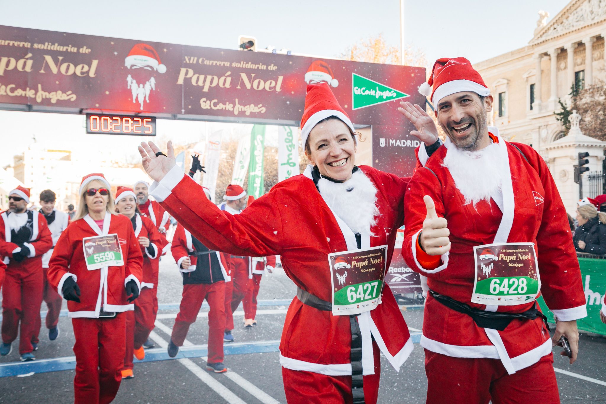 Las 50 mejores fotos de la Carrera de Papá Noel El Corte Inglés 2023. 39