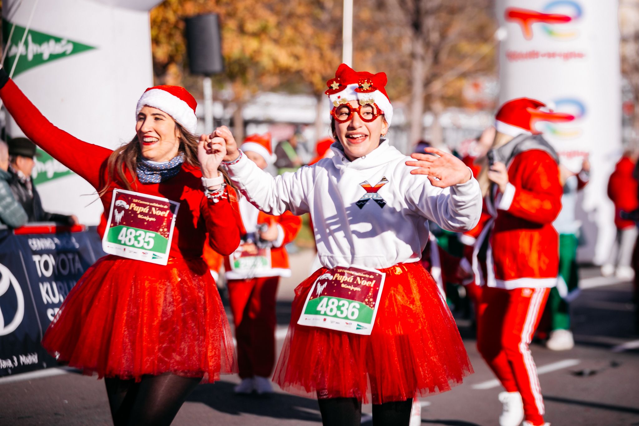 Las 50 mejores fotos de la Carrera de Papá Noel El Corte Inglés 2023. 43
