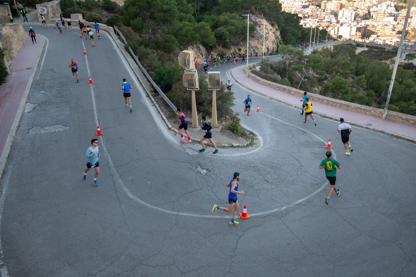 La Carrera de los Castillos es un bonito desafío de 5 o 10 km para empezar el año a tope de running. La Carrera de los Castillos es un bonito desafío de 5 o 10 km para empezar el año a tope de running.
