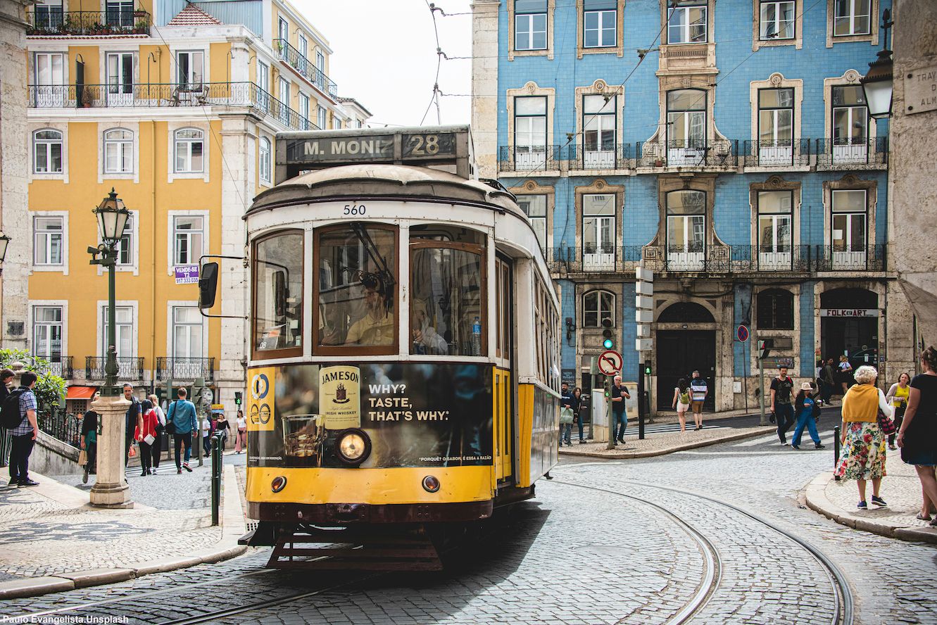 paulo evangelista 2N0PVuB0byQ unsplash