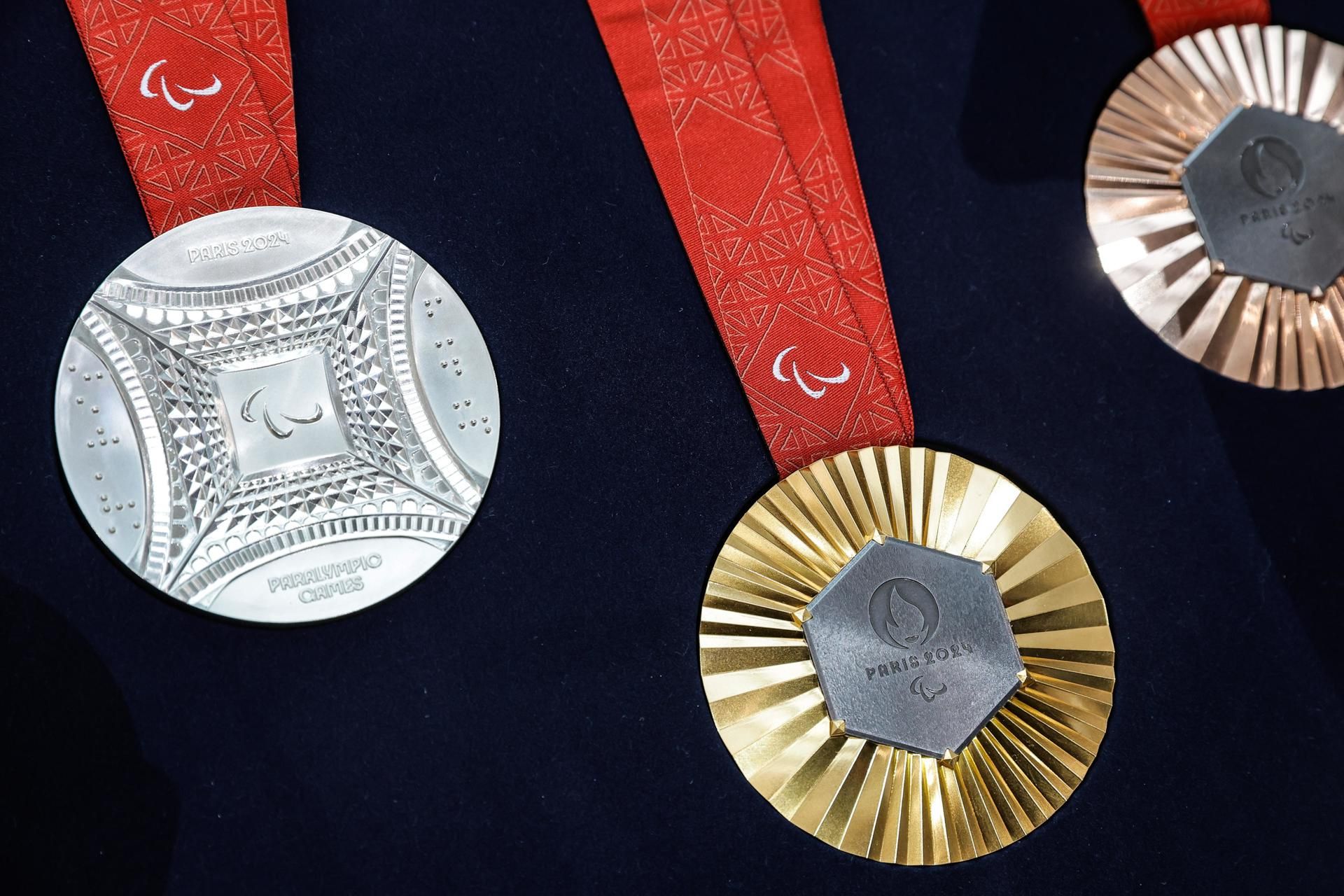 Medallas de los deportistas paralímpicos de París 2024. EFE.