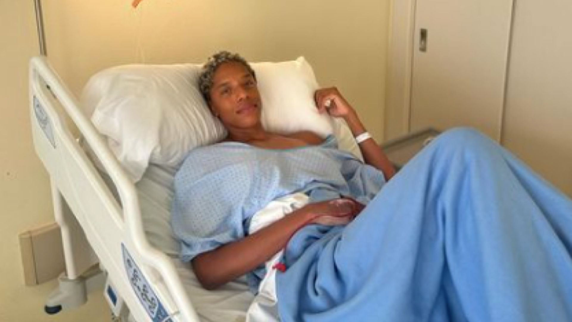 Yulimar Rojas en el hospital tras anunciar que no estará en los Juegos Olímpicos de París.