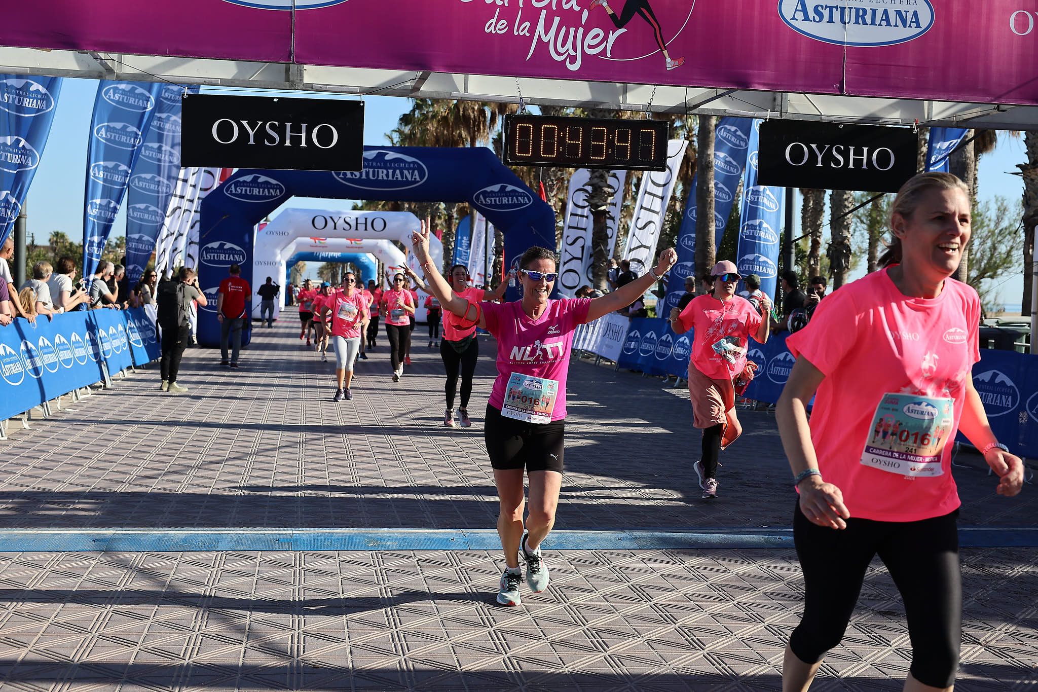 Las mejores fotos de la Carrera de la Mujer Central Lechera Asturiana de Valencia 2024. 0701
