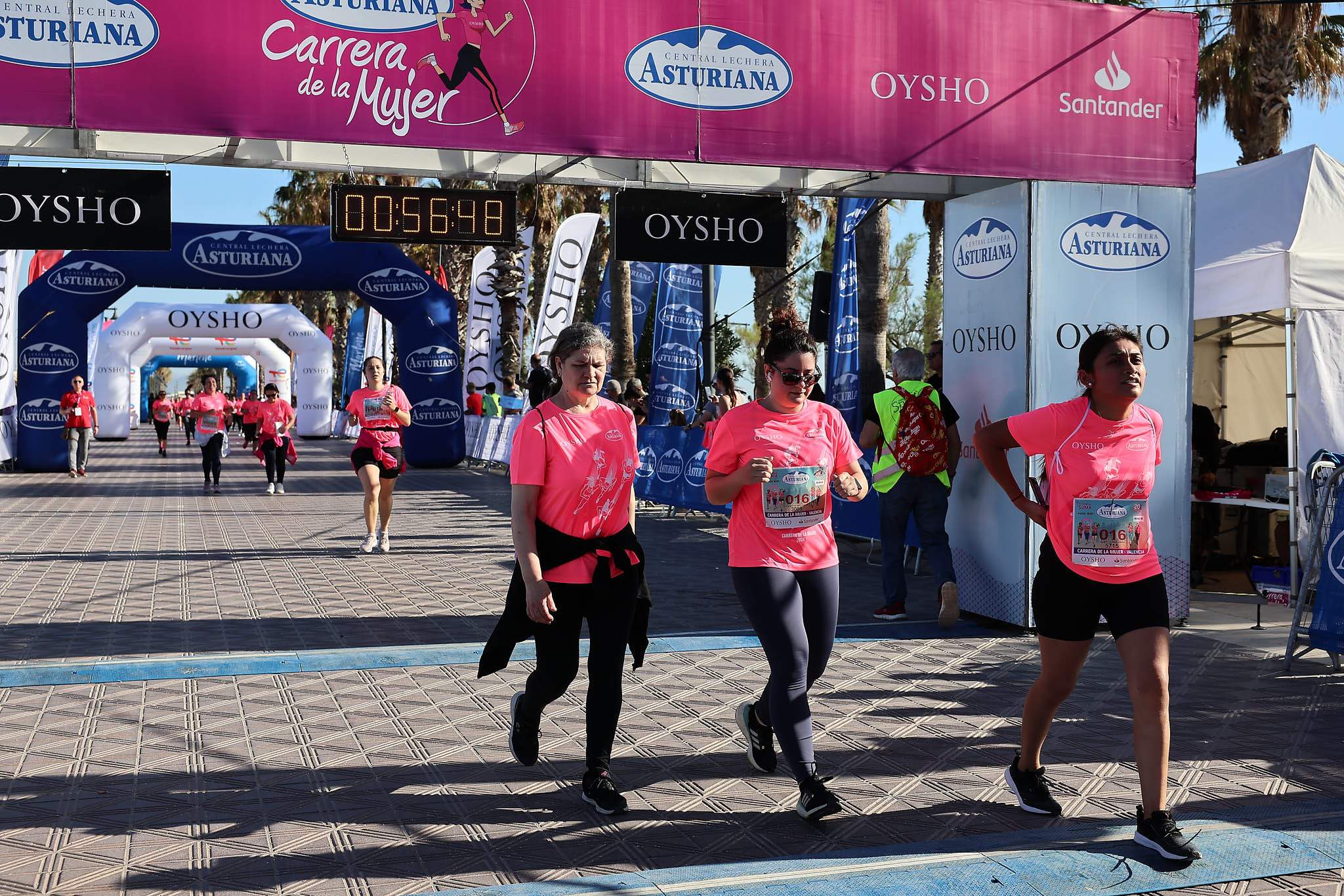 Las mejores fotos de la Carrera de la Mujer Central Lechera Asturiana de Valencia 2024. 1002