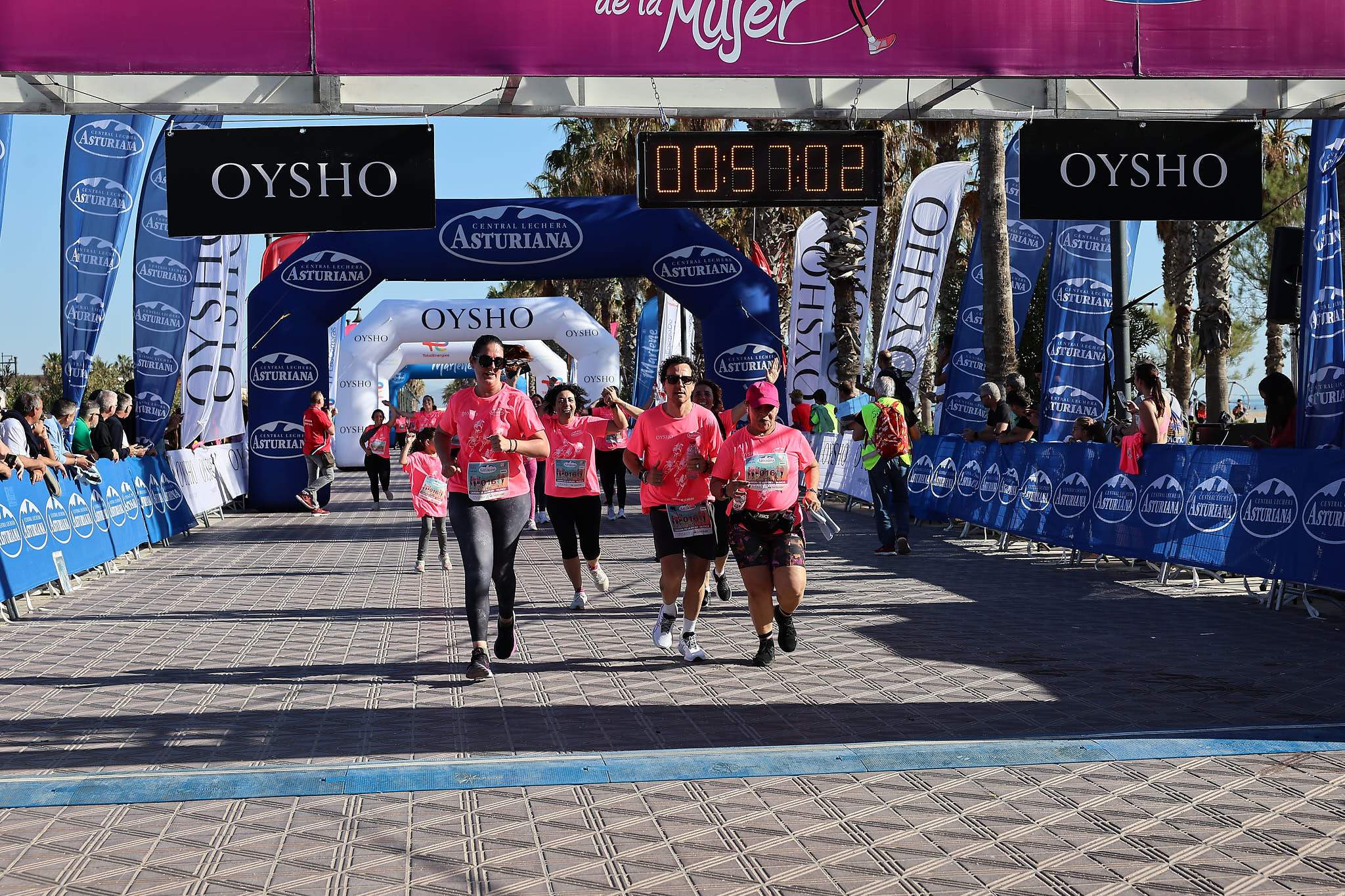 Las mejores fotos de la Carrera de la Mujer Central Lechera Asturiana de Valencia 2024. 1007