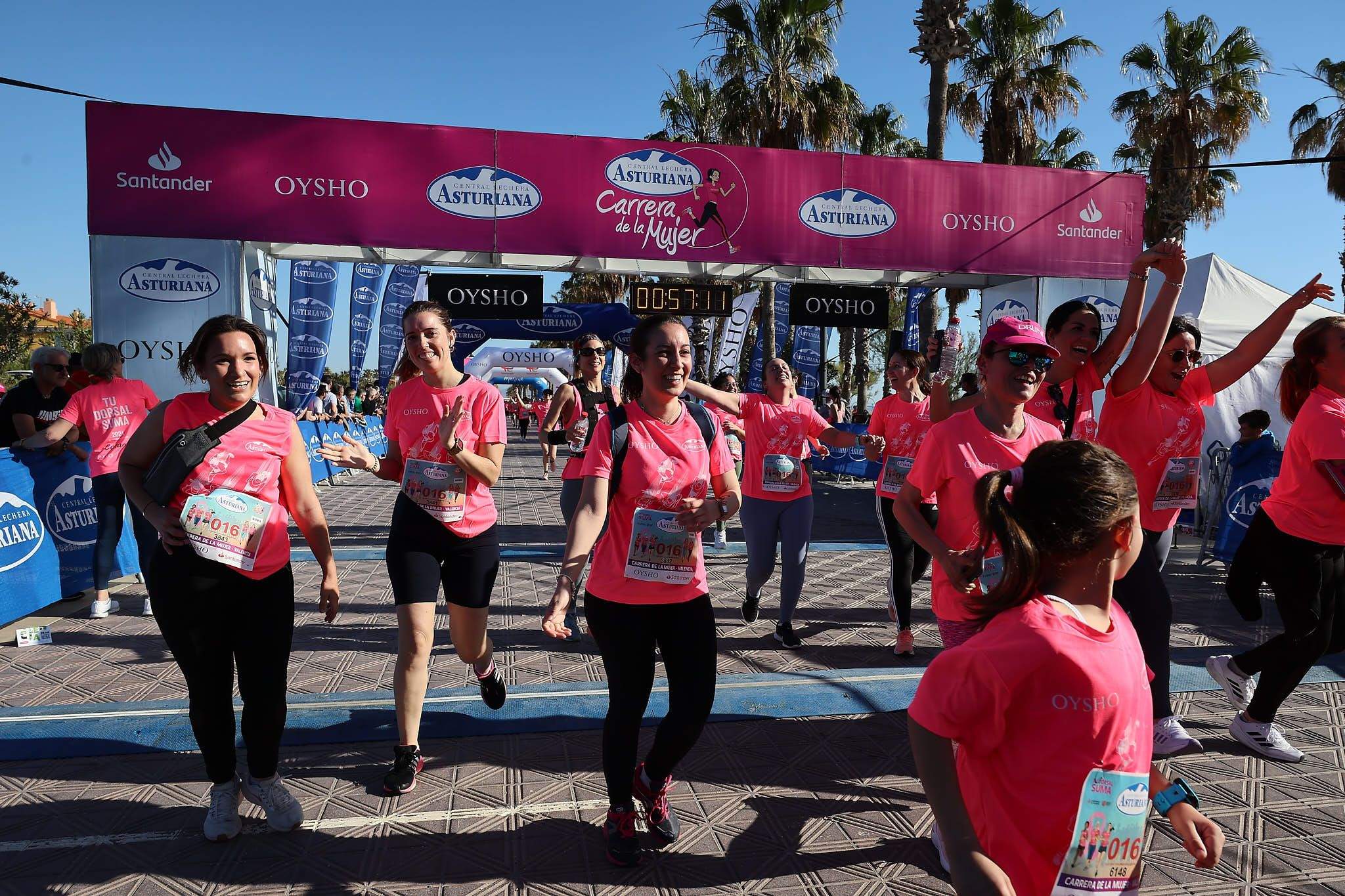 Las mejores fotos de la Carrera de la Mujer Central Lechera Asturiana de Valencia 2024. 1013