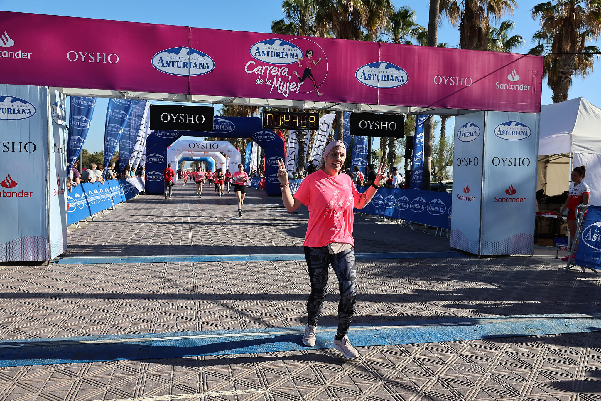 Las mejores fotos de la Carrera de la Mujer Central Lechera Asturiana de Valencia 2024. 0723