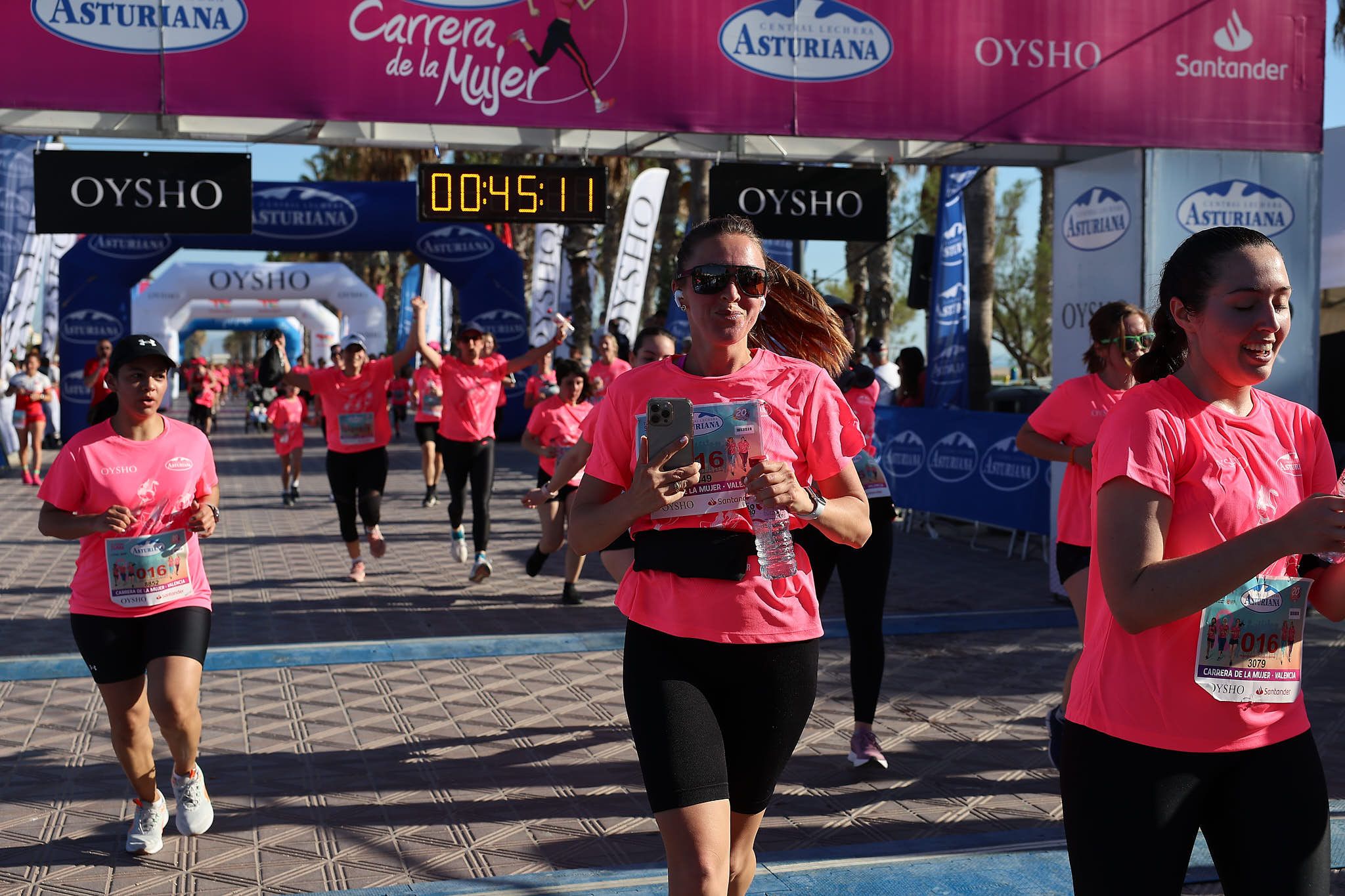 Las mejores fotos de la Carrera de la Mujer Central Lechera Asturiana de Valencia 2024. 0731