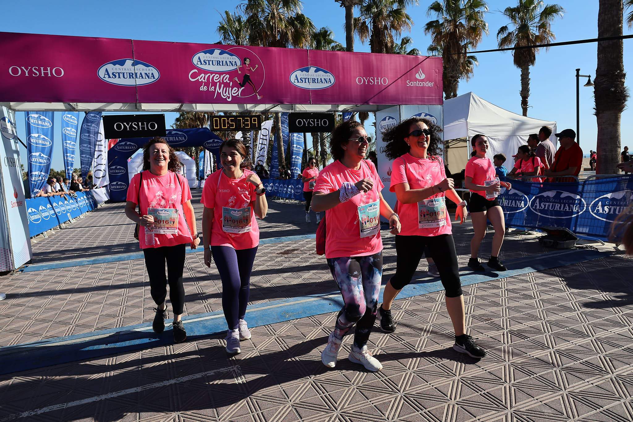 Las mejores fotos de la Carrera de la Mujer Central Lechera Asturiana de Valencia 2024. 1032