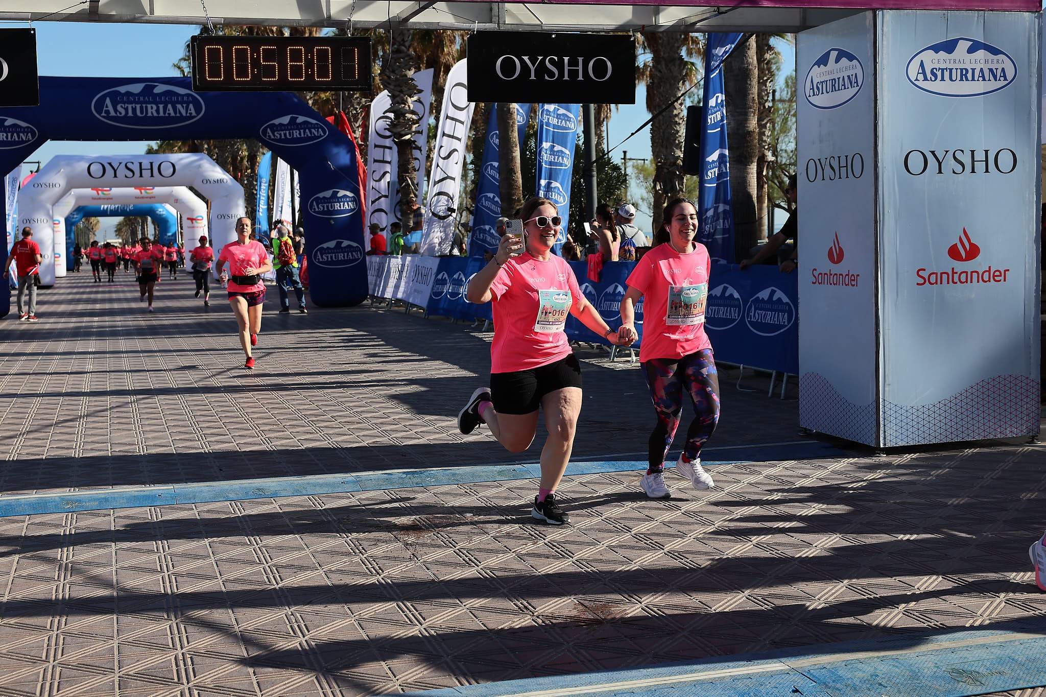 Las mejores fotos de la Carrera de la Mujer Central Lechera Asturiana de Valencia 2024. 1038