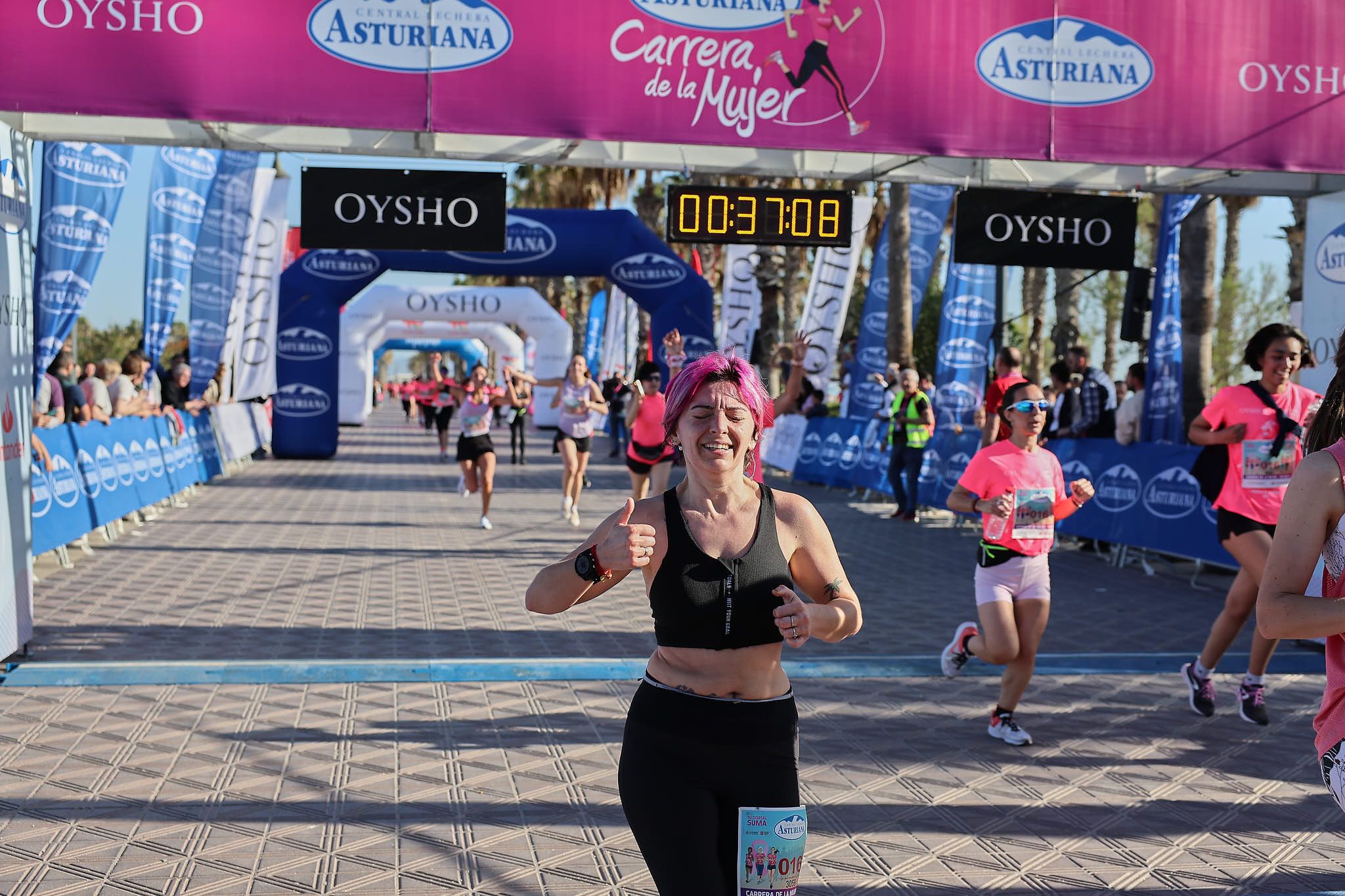 Las mejores fotos de la Carrera de la Mujer Central Lechera Asturiana de Valencia 2024. 0456
