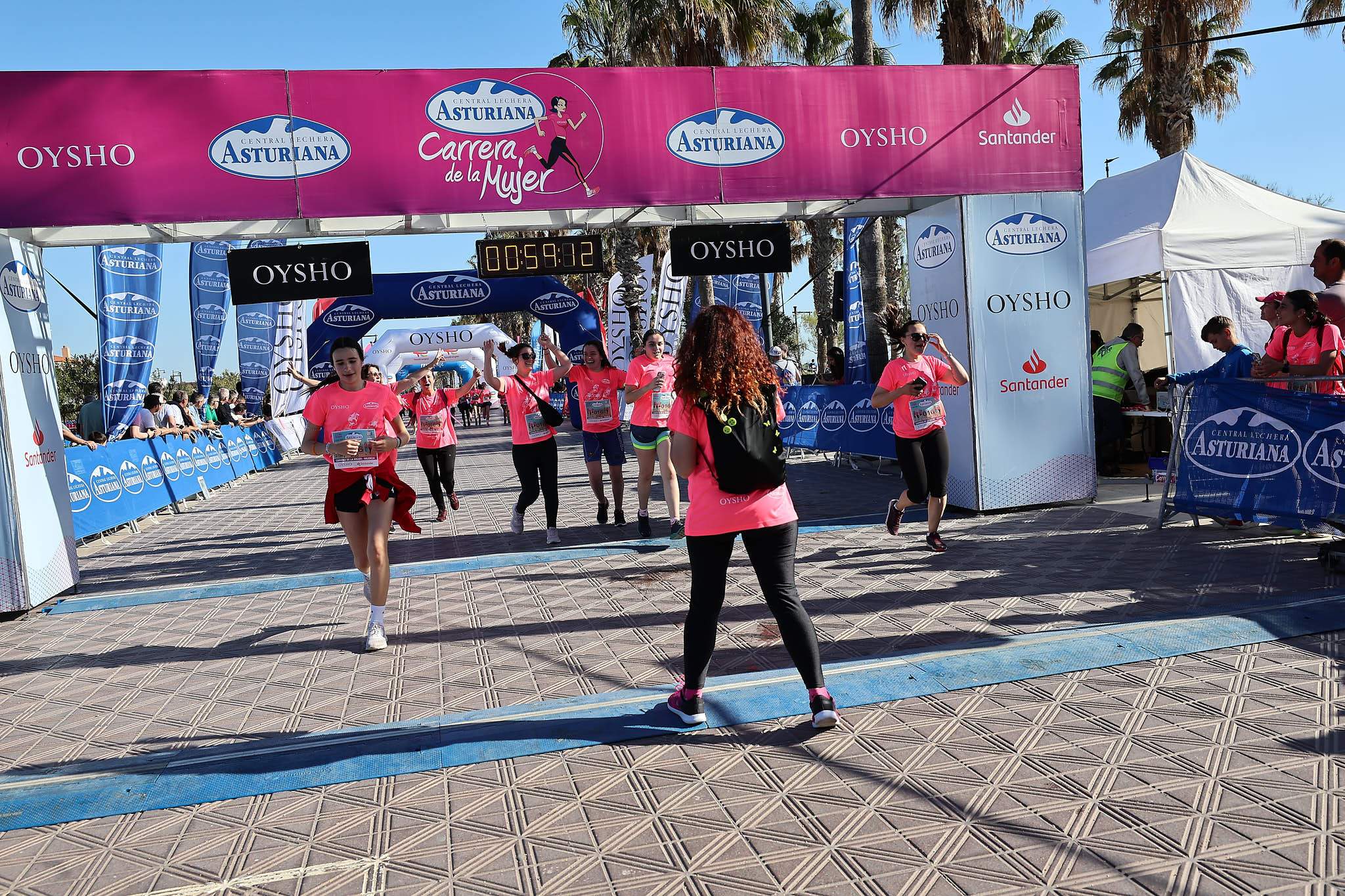 Las mejores fotos de la Carrera de la Mujer Central Lechera Asturiana de Valencia 2024. 1062
