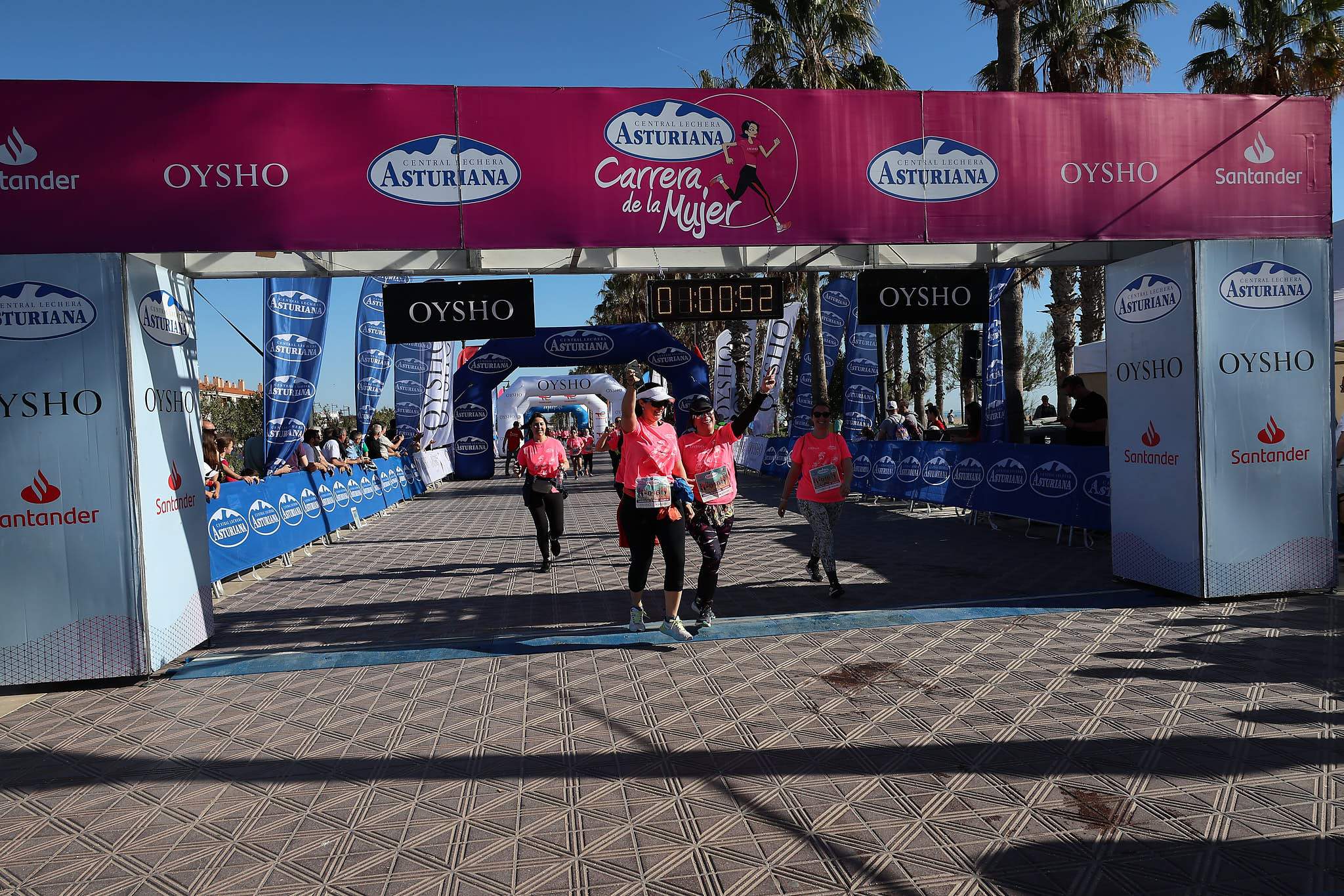 Las mejores fotos de la Carrera de la Mujer Central Lechera Asturiana de Valencia 2024. 1085