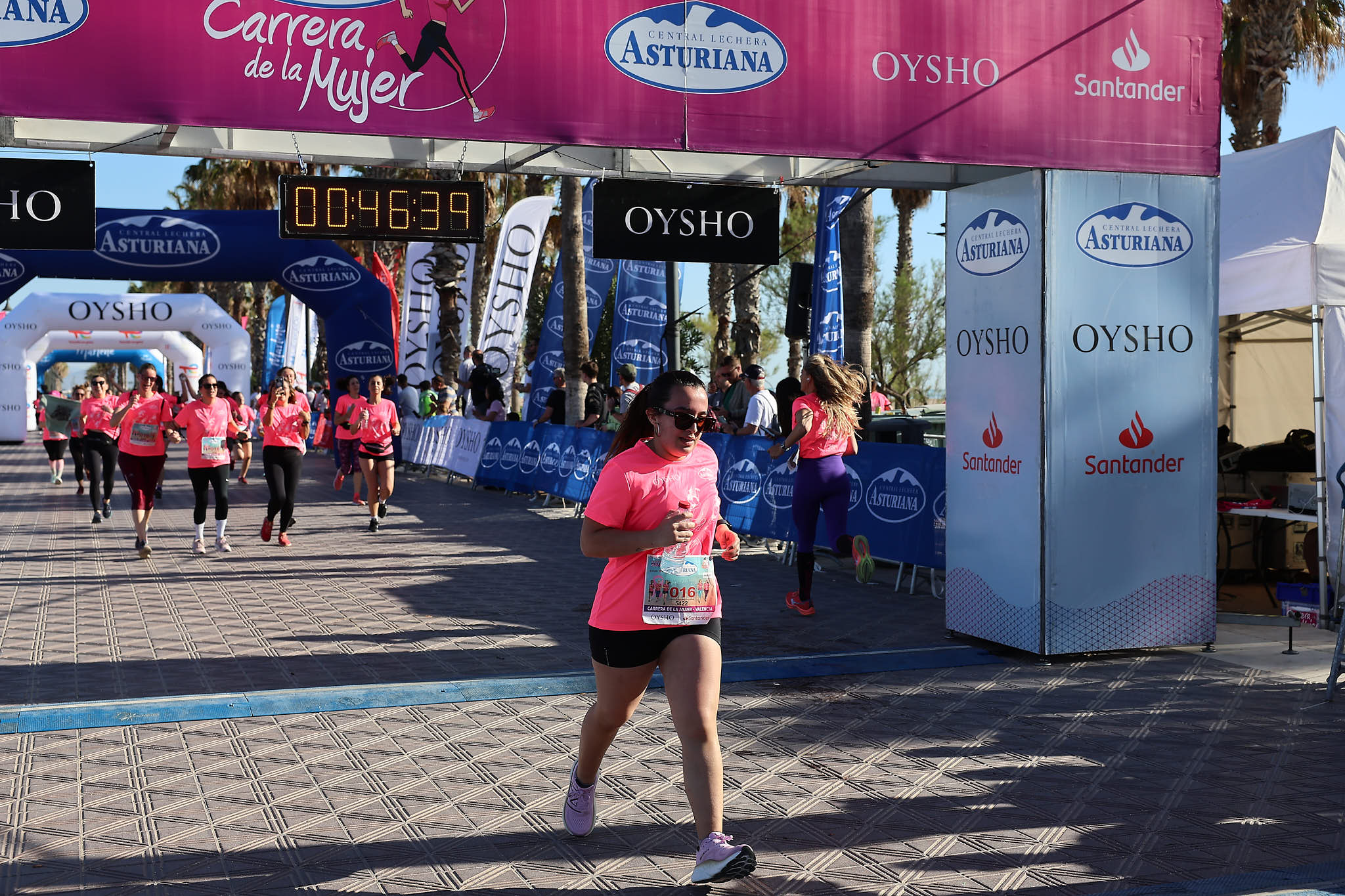 Las mejores fotos de la Carrera de la Mujer Central Lechera Asturiana de Valencia 2024. 0794