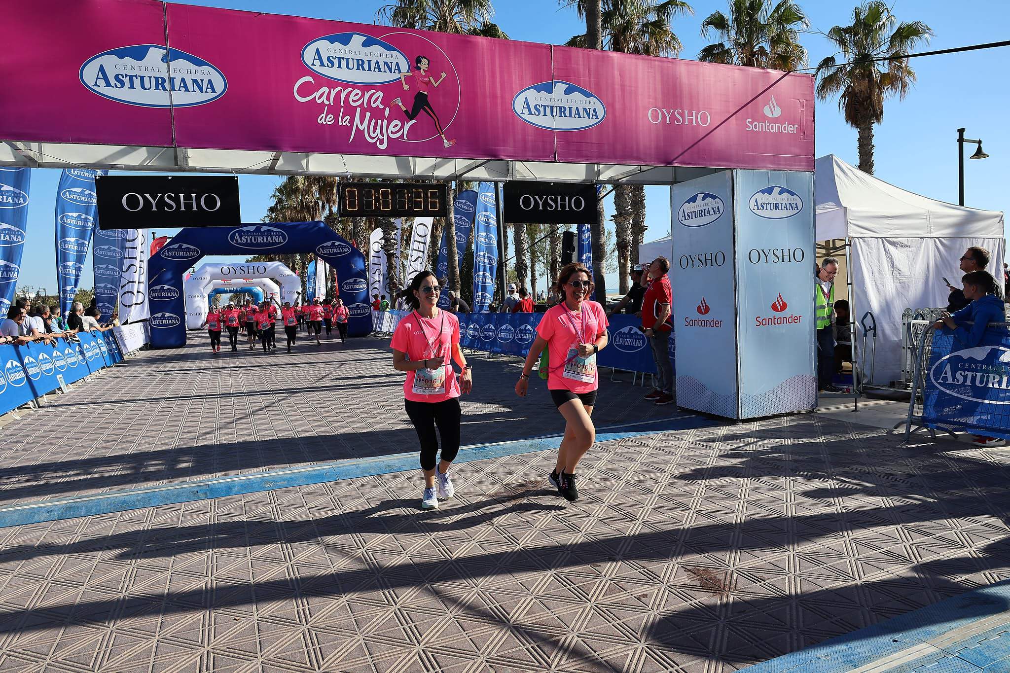 Las mejores fotos de la Carrera de la Mujer Central Lechera Asturiana de Valencia 2024. 1092