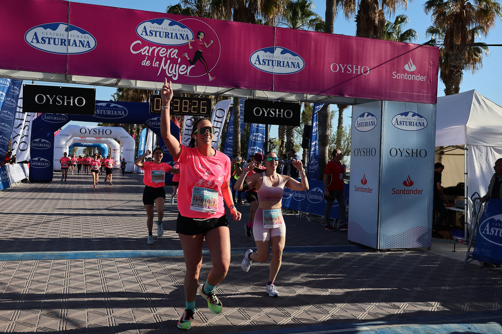 Las mejores fotos de la Carrera de la Mujer Central Lechera Asturiana de Valencia 2024. 0510
