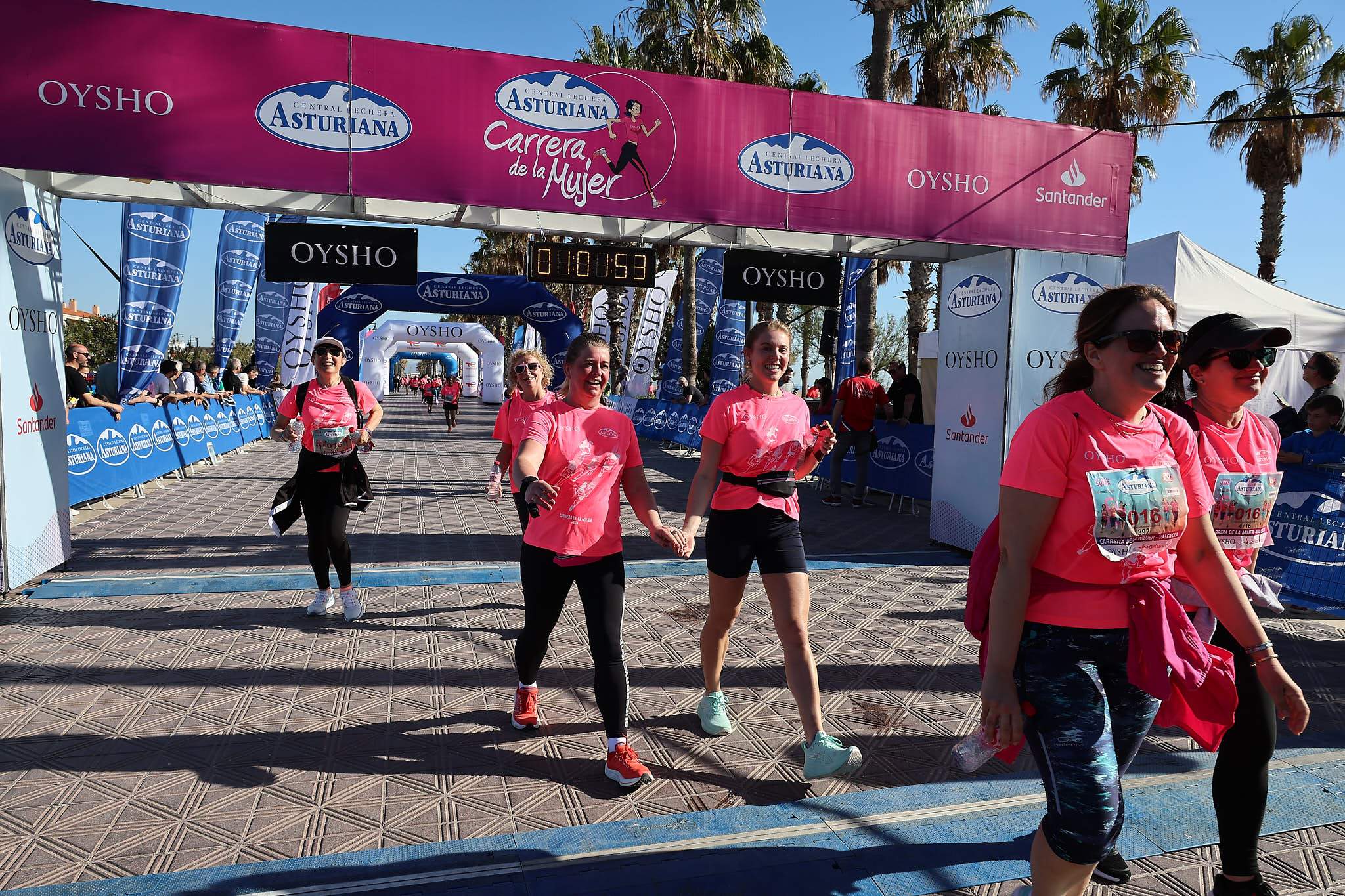 Las mejores fotos de la Carrera de la Mujer Central Lechera Asturiana de Valencia 2024. 1101
