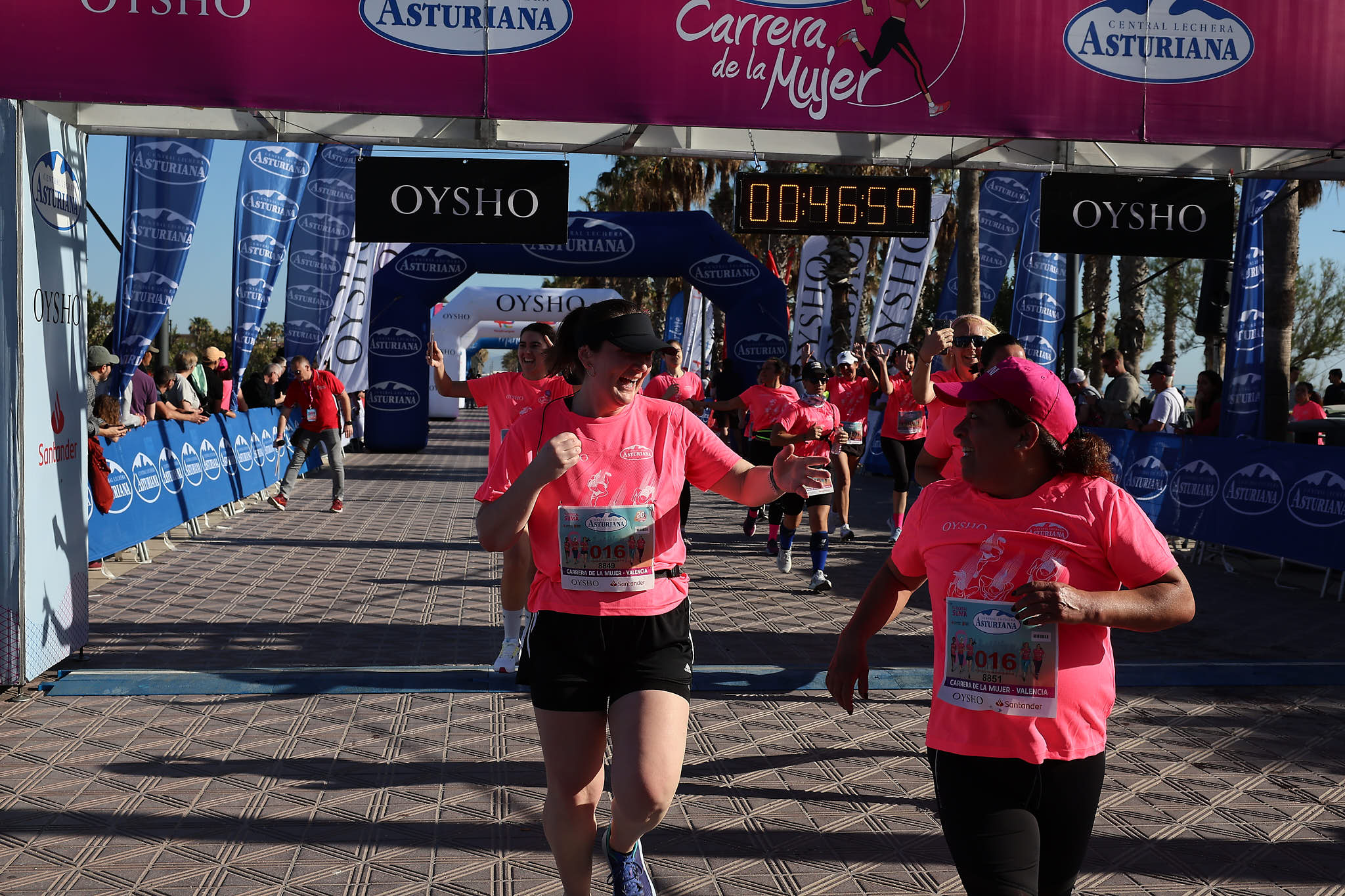 Las mejores fotos de la Carrera de la Mujer Central Lechera Asturiana de Valencia 2024. 0811