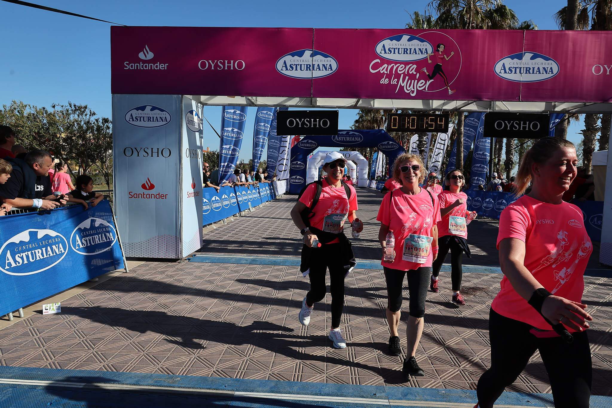 Las mejores fotos de la Carrera de la Mujer Central Lechera Asturiana de Valencia 2024. 1102