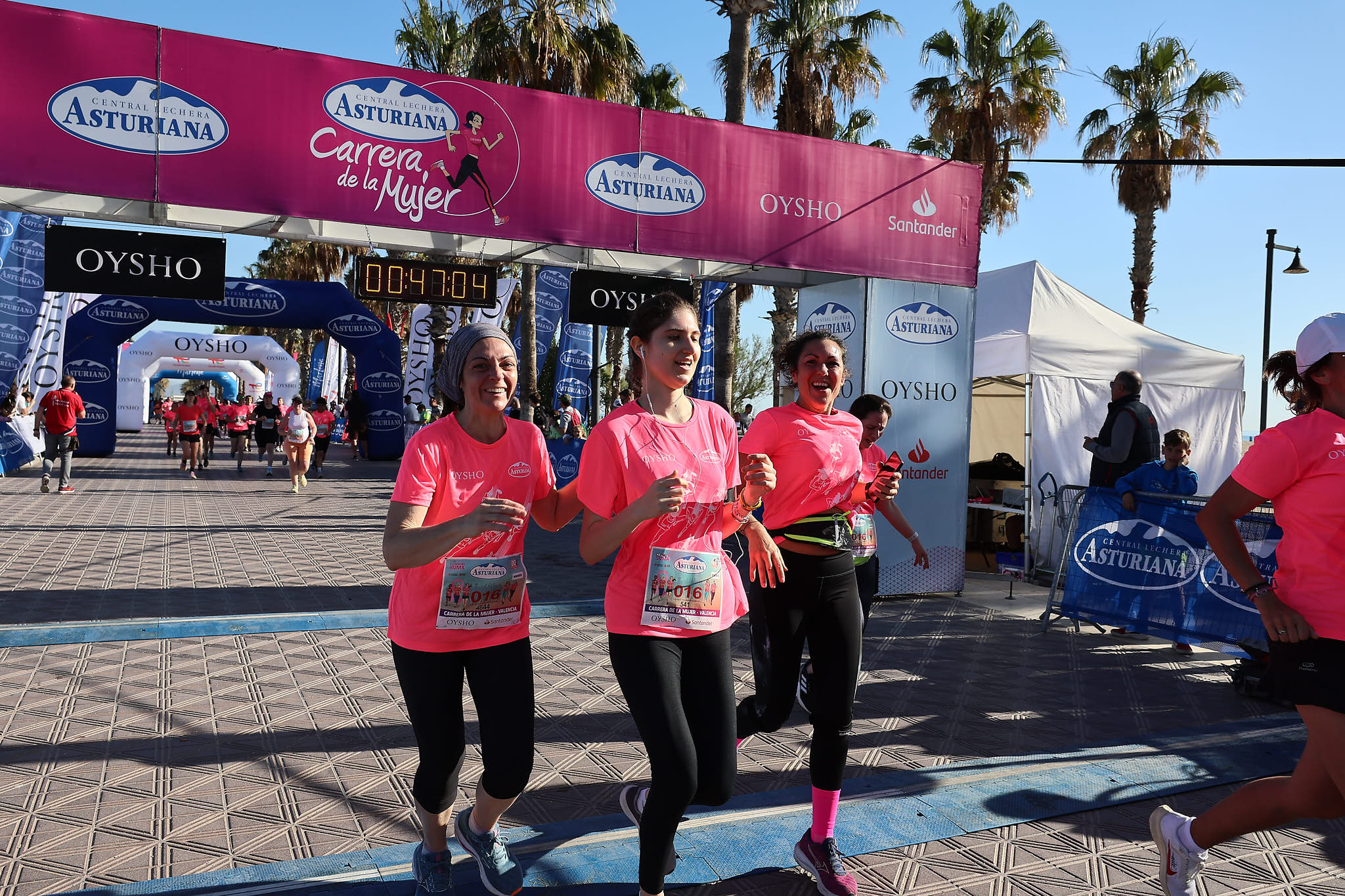 Las mejores fotos de la Carrera de la Mujer Central Lechera Asturiana de Valencia 2024. 0815
