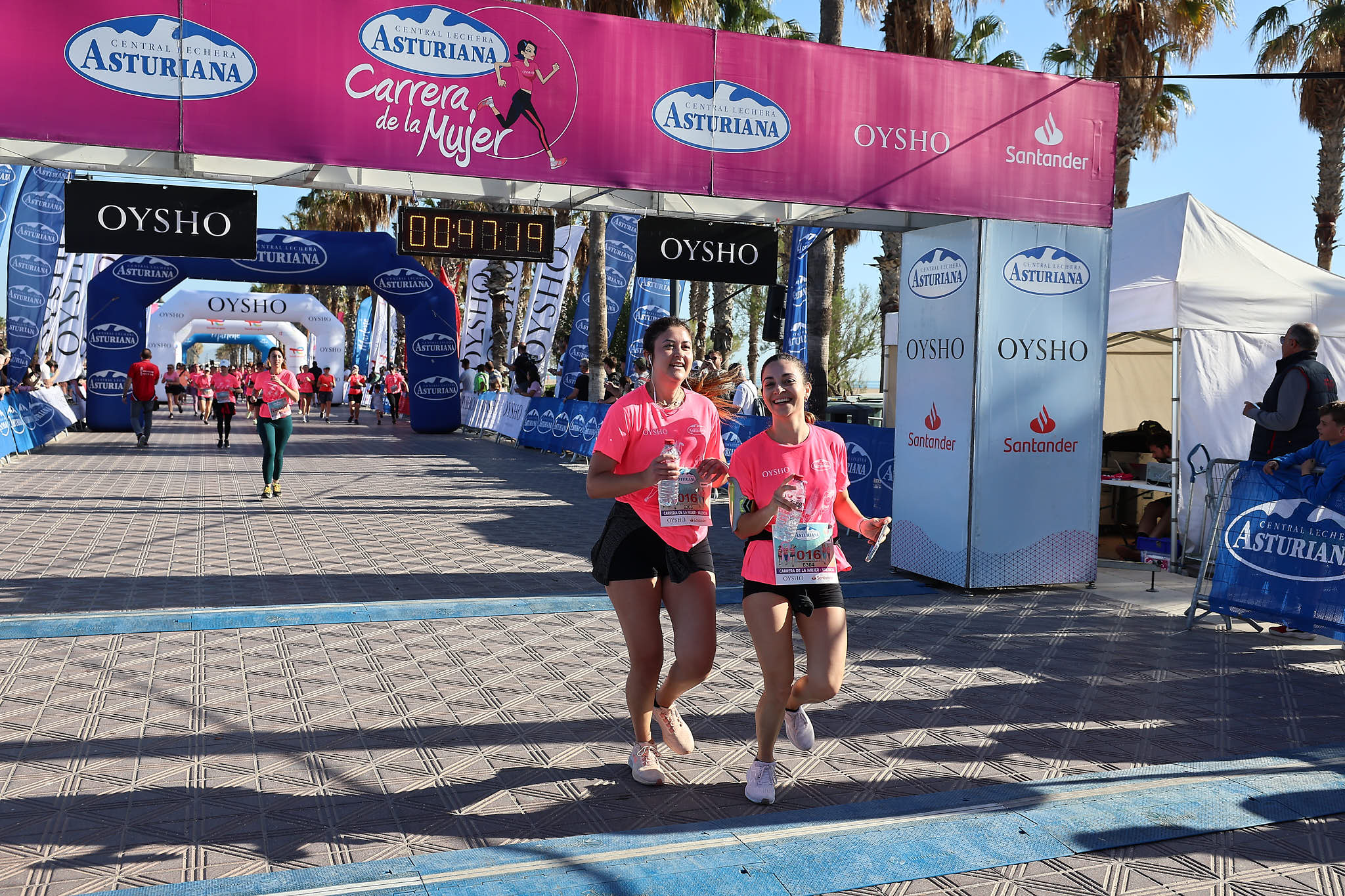 Las mejores fotos de la Carrera de la Mujer Central Lechera Asturiana de Valencia 2024. 0824
