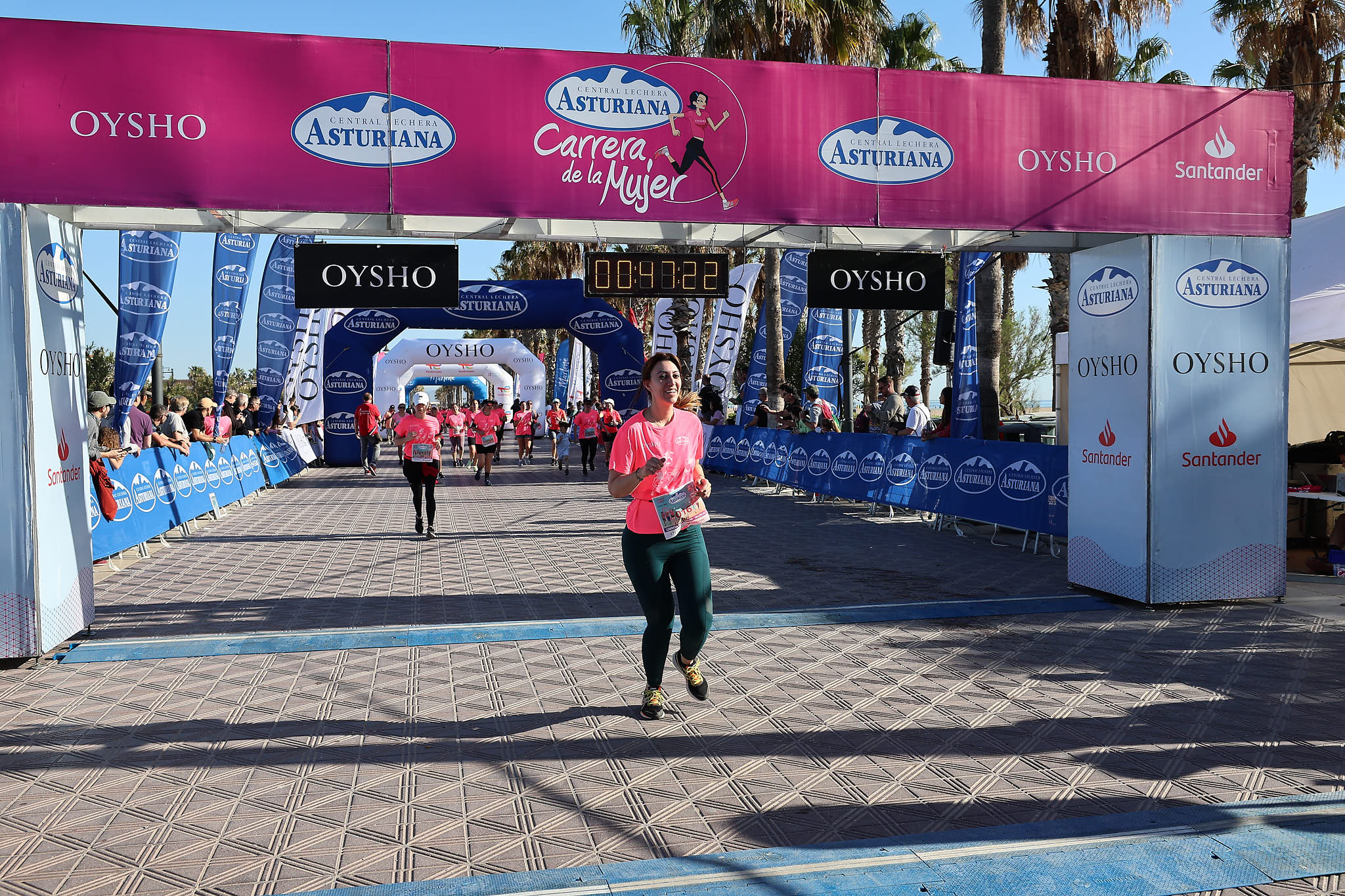 Las mejores fotos de la Carrera de la Mujer Central Lechera Asturiana de Valencia 2024. 0825