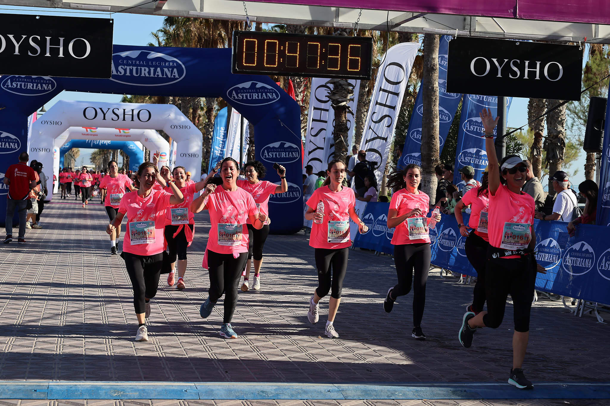 Las mejores fotos de la Carrera de la Mujer Central Lechera Asturiana de Valencia 2024. 0833