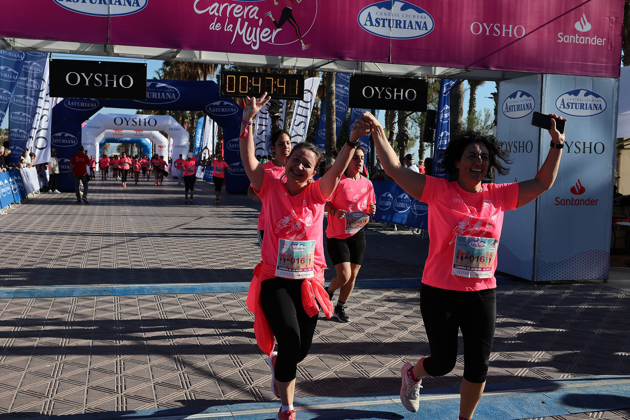Las mejores fotos de la Carrera de la Mujer Central Lechera Asturiana de Valencia 2024. 0834