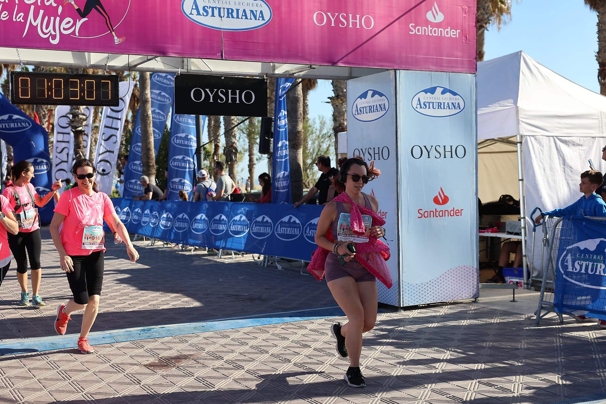 Las mejores fotos de la Carrera de la Mujer Central Lechera Asturiana de Valencia 2024. 1125
