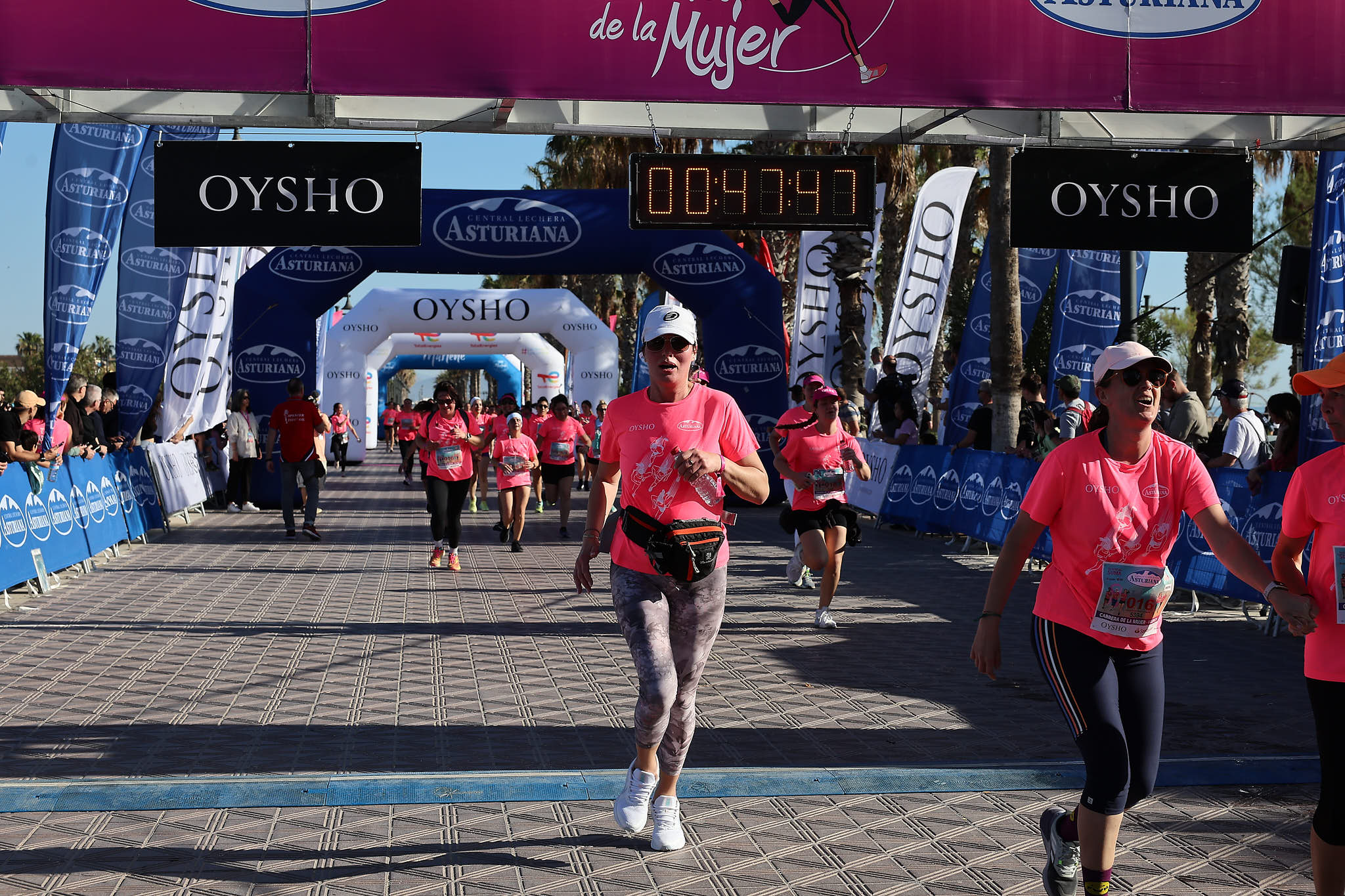 Las mejores fotos de la Carrera de la Mujer Central Lechera Asturiana de Valencia 2024. 0837