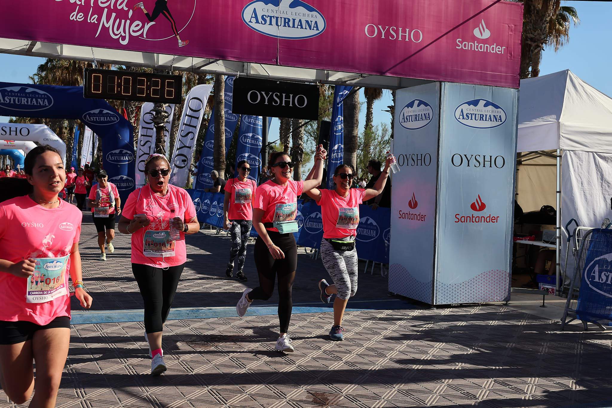Las mejores fotos de la Carrera de la Mujer Central Lechera Asturiana de Valencia 2024. 1131