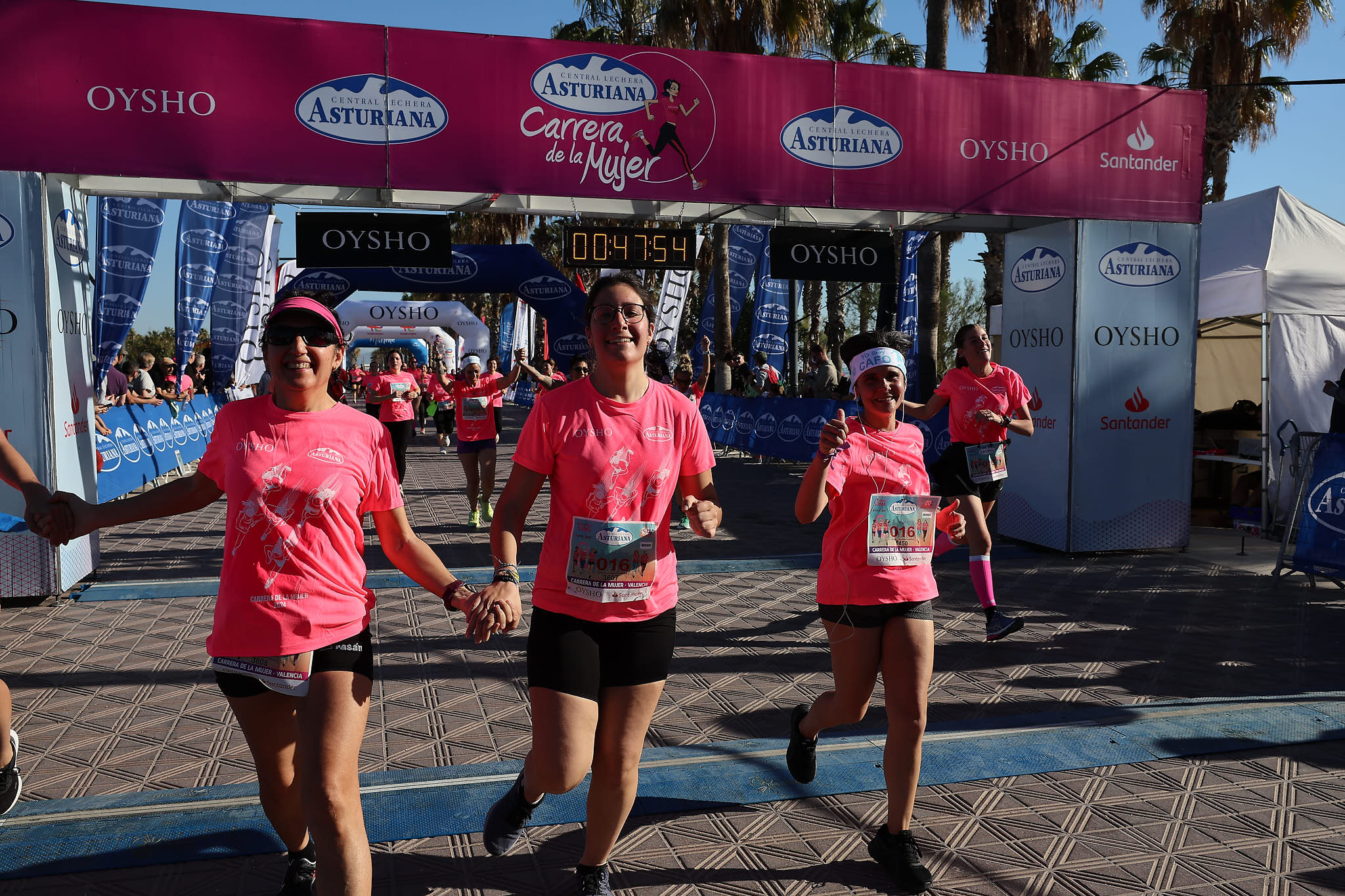 Las mejores fotos de la Carrera de la Mujer Central Lechera Asturiana de Valencia 2024. 0842