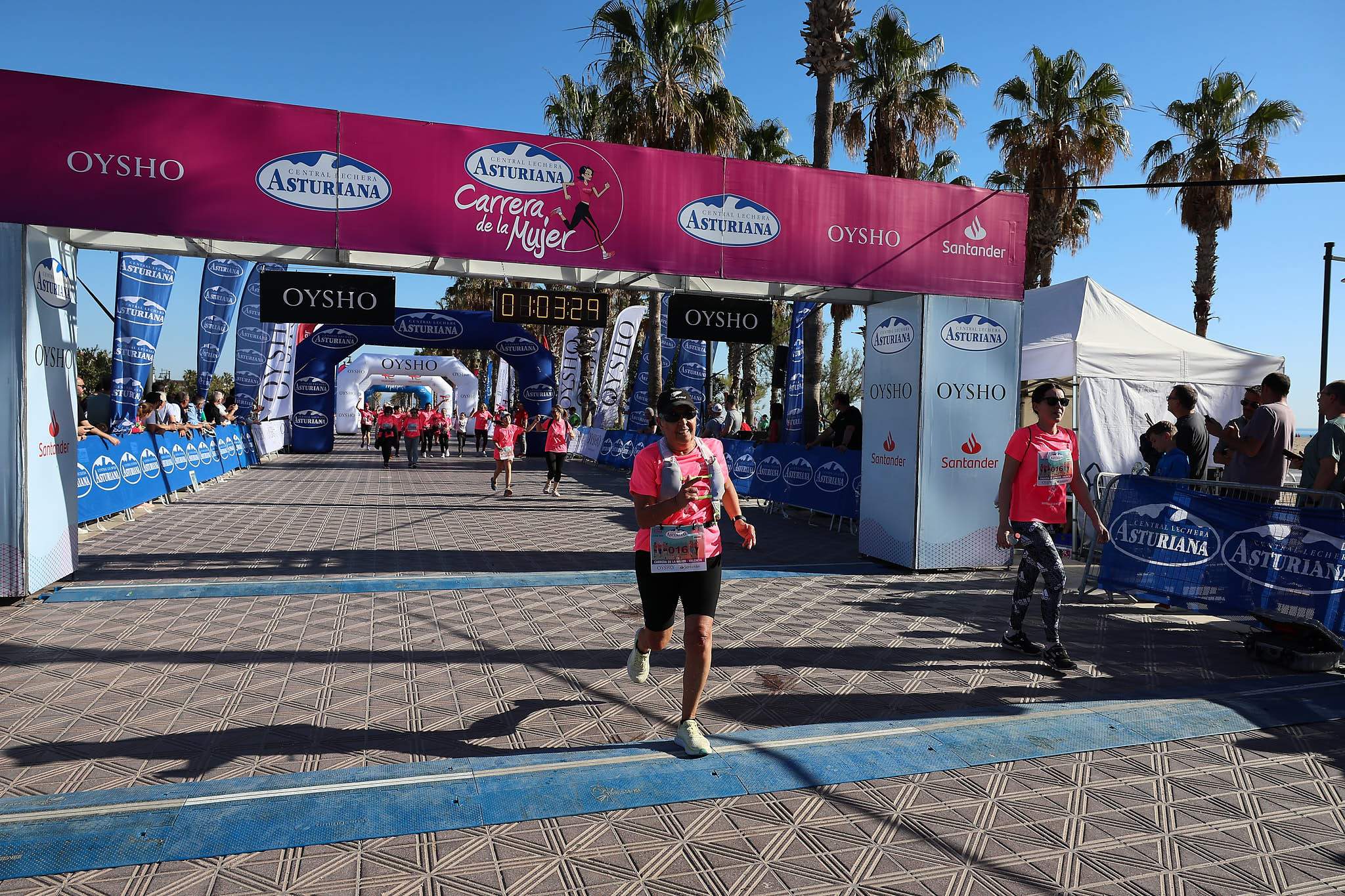 Las mejores fotos de la Carrera de la Mujer Central Lechera Asturiana de Valencia 2024. 1132