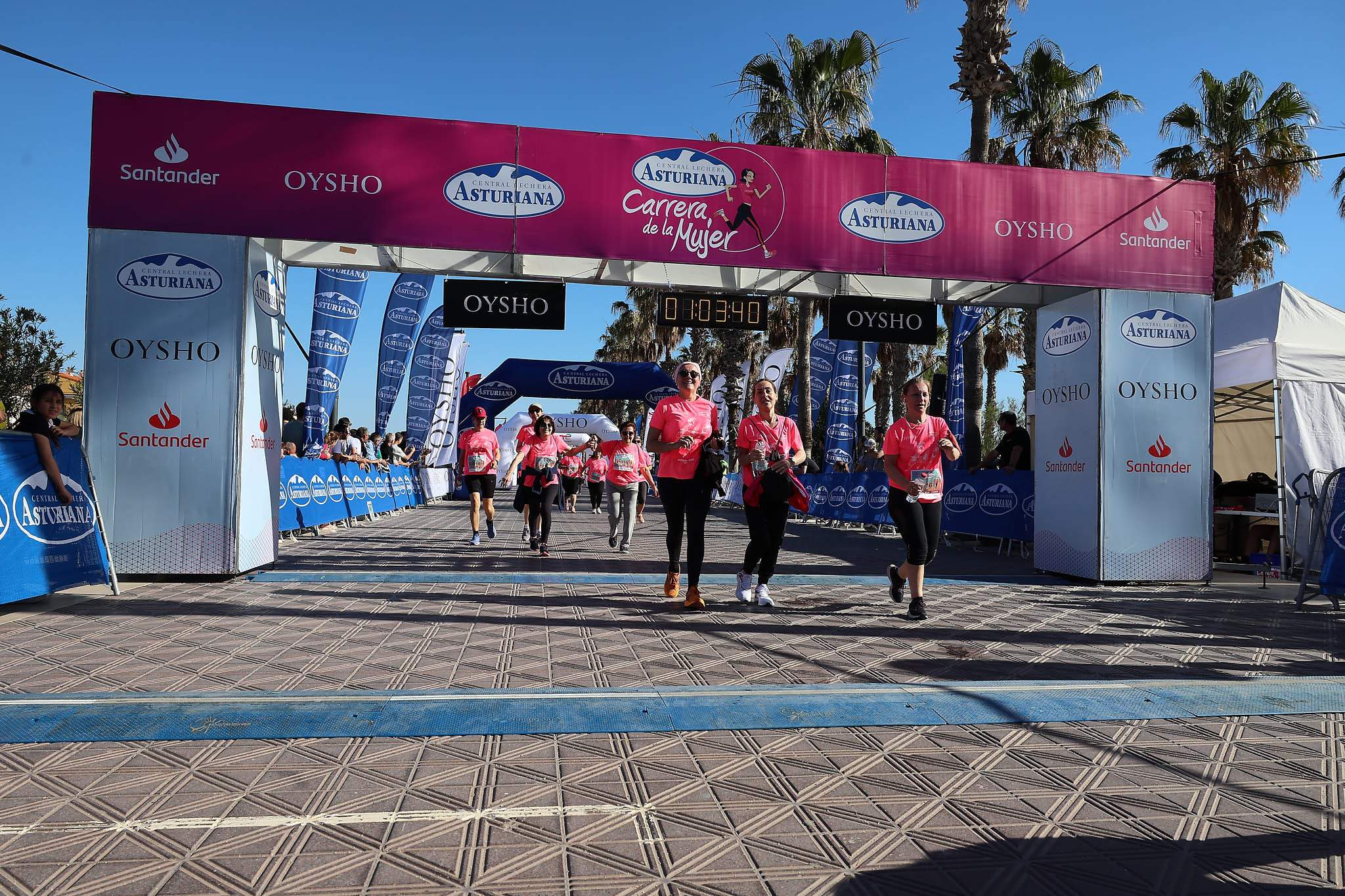 Las mejores fotos de la Carrera de la Mujer Central Lechera Asturiana de Valencia 2024. 1135