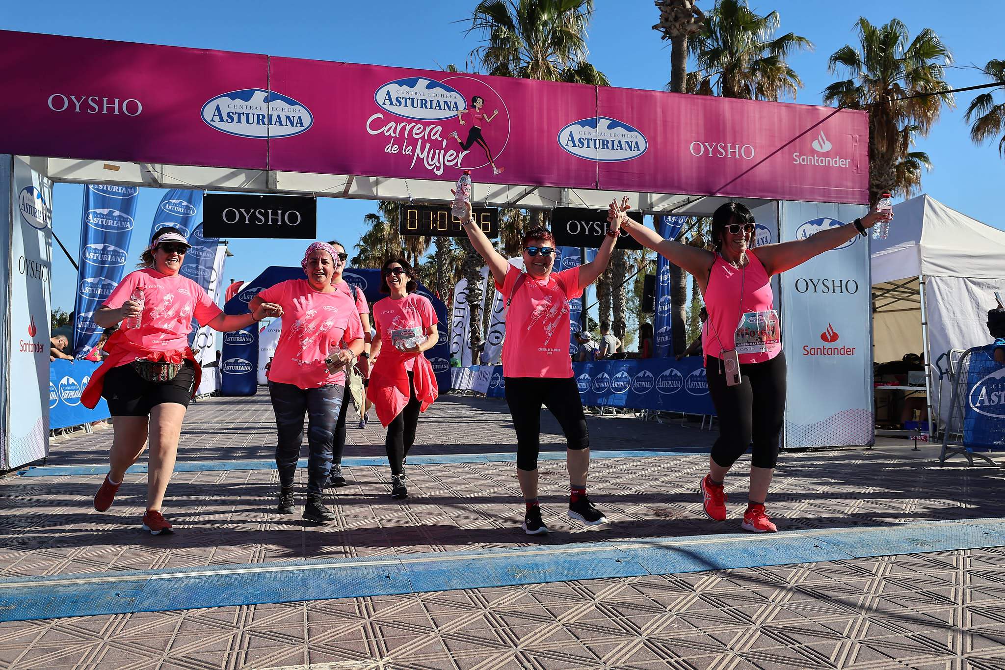Las mejores fotos de la Carrera de la Mujer Central Lechera Asturiana de Valencia 2024. 1138